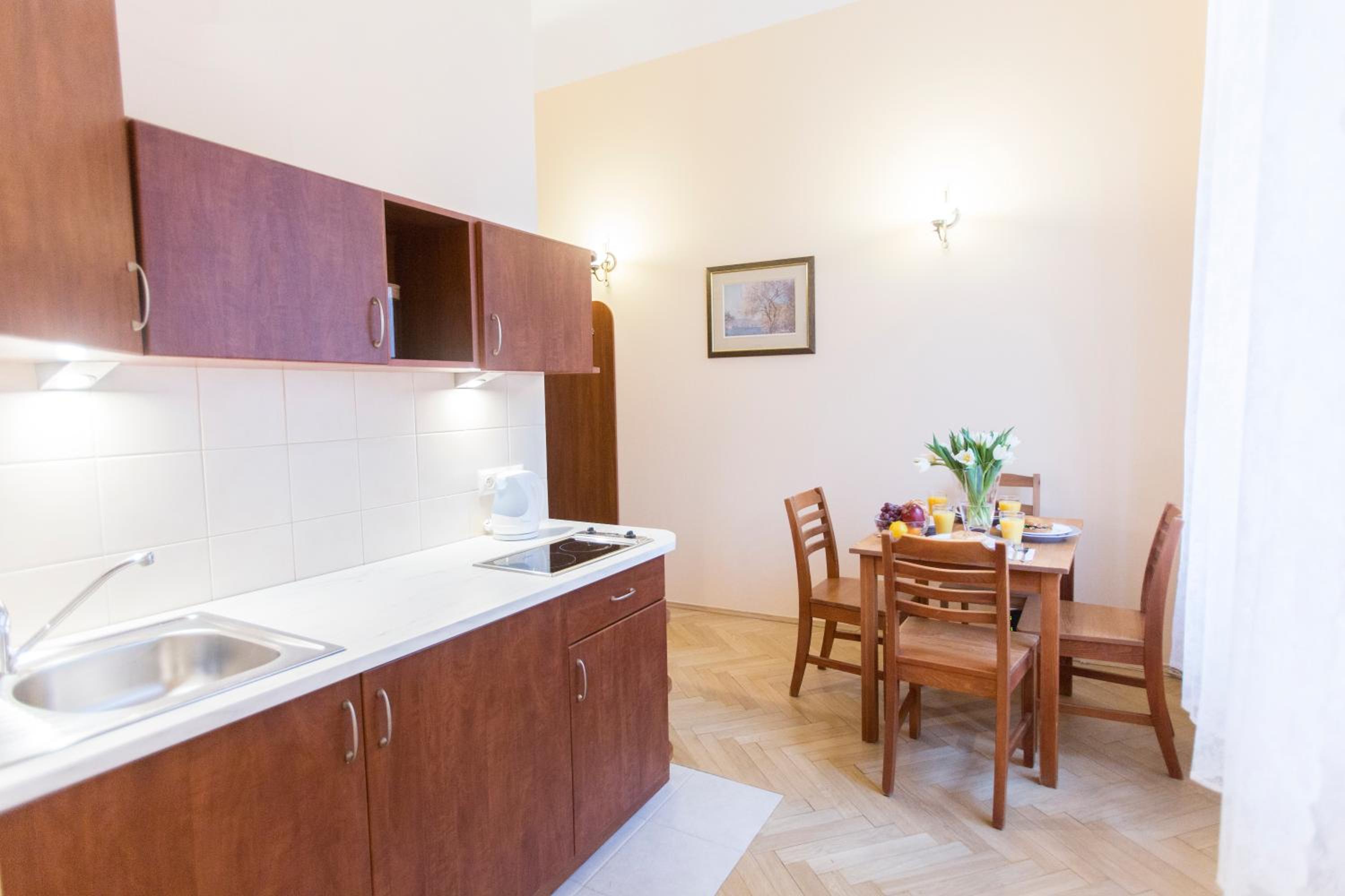 Apartments Roman