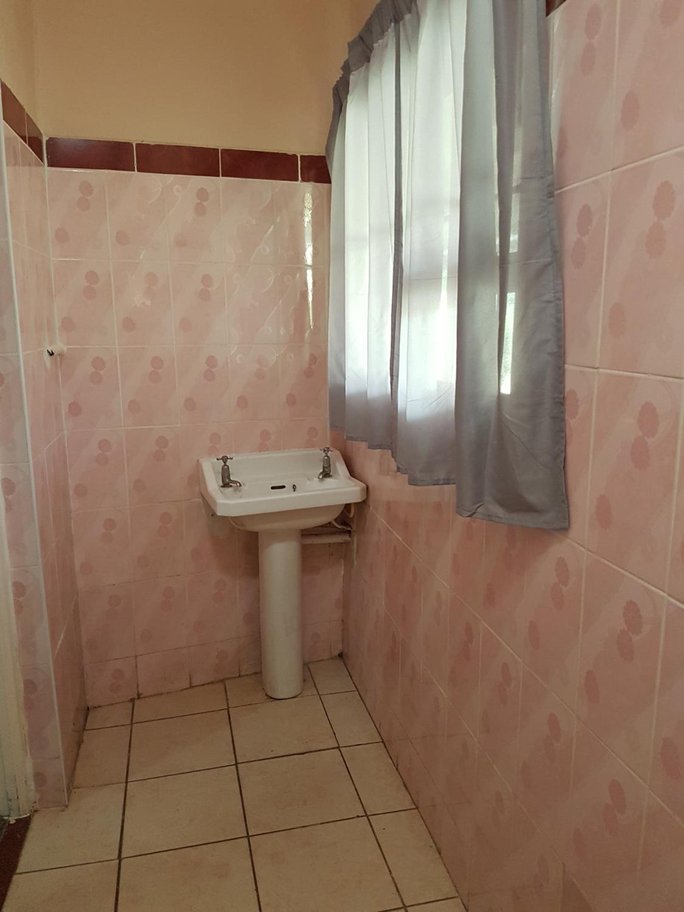 Photo 48