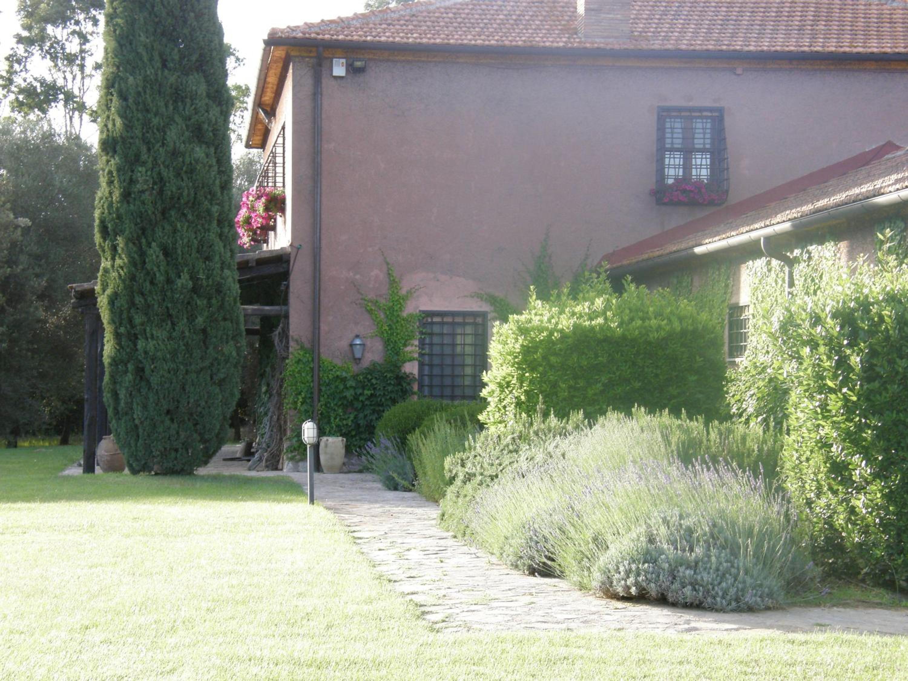Photo 27