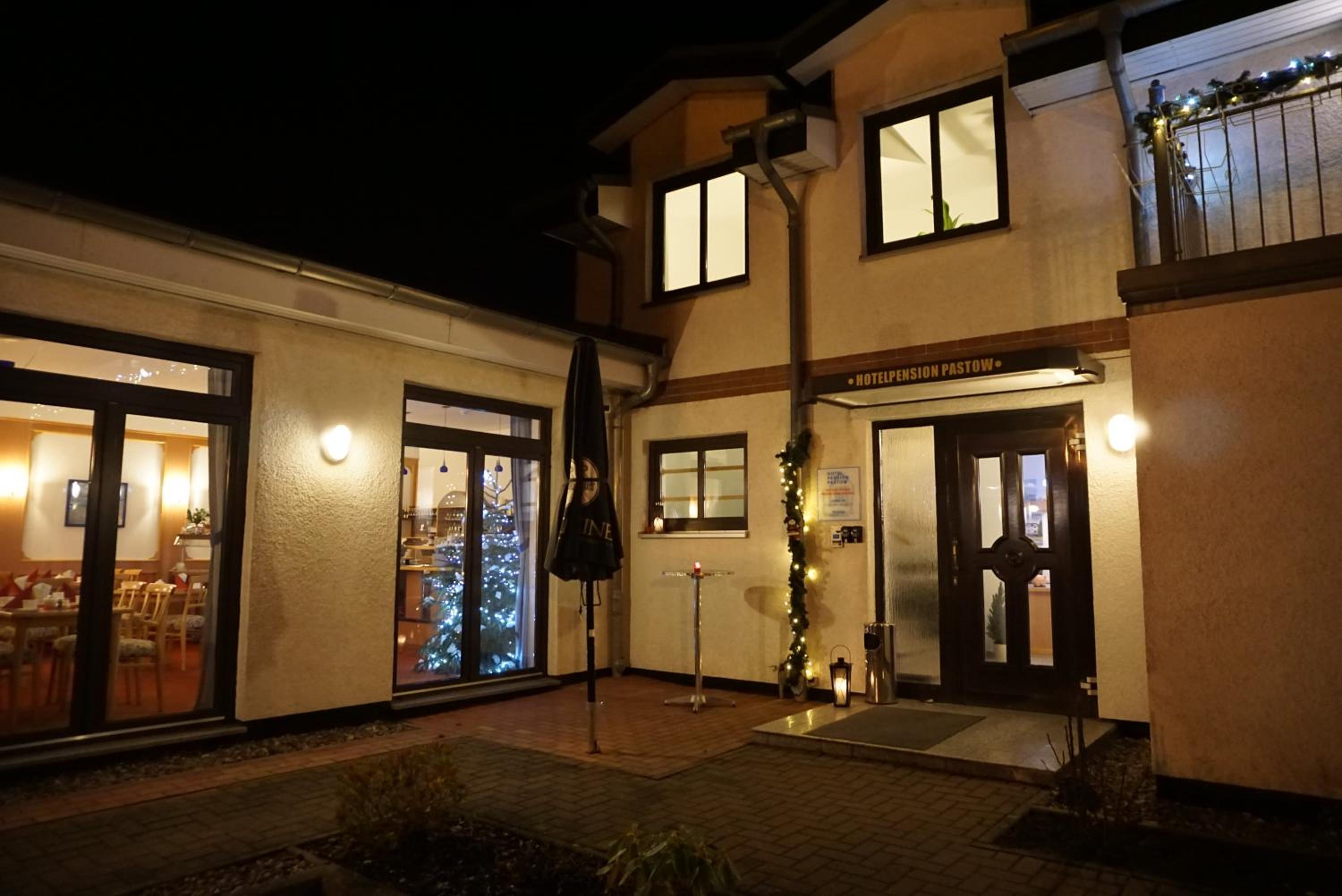 Hotel-Pension Pastow Garni