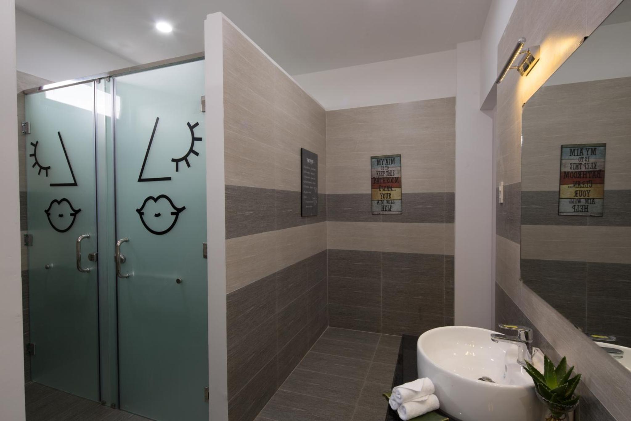 Fedora Hostel