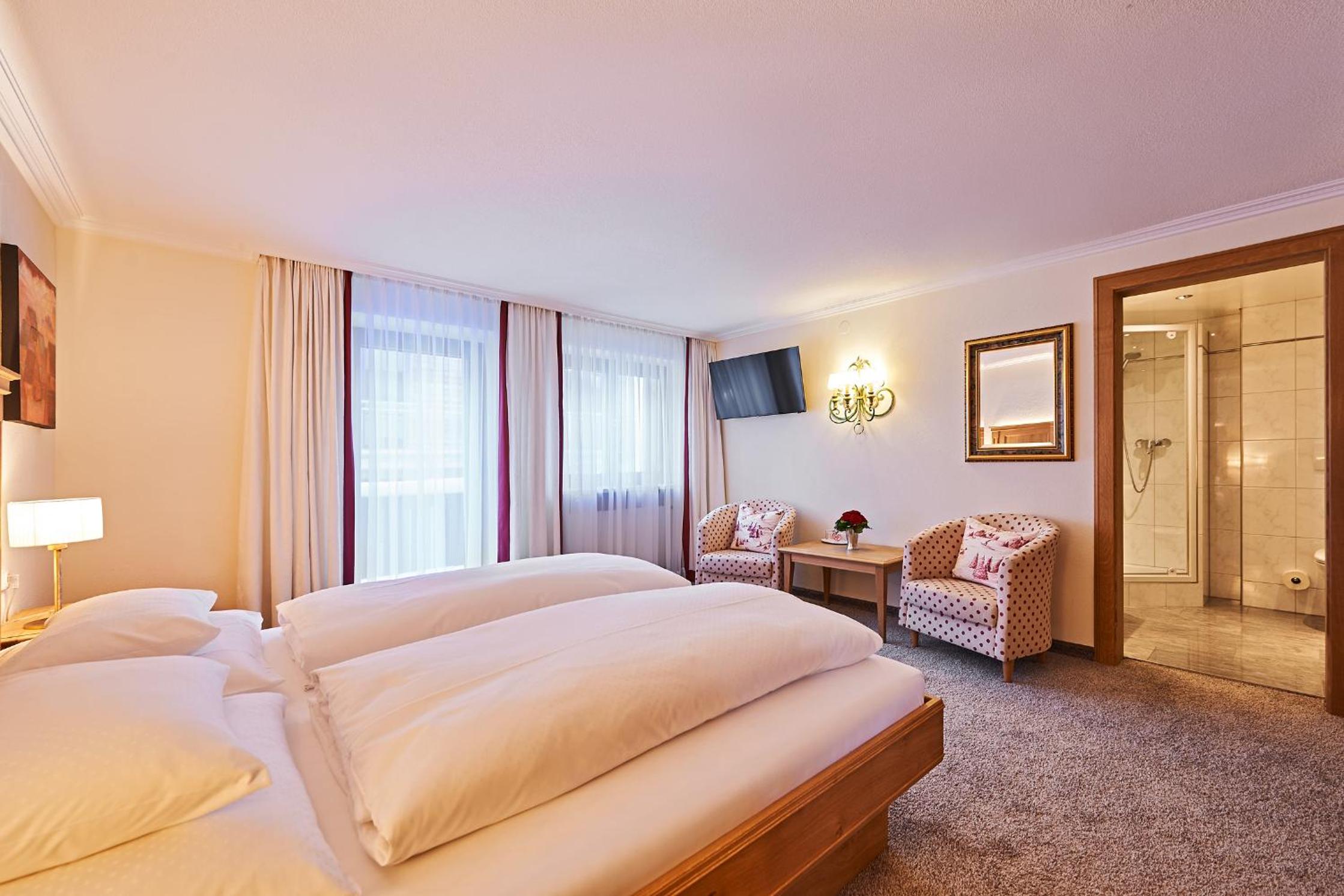 Edelweiss Apartments