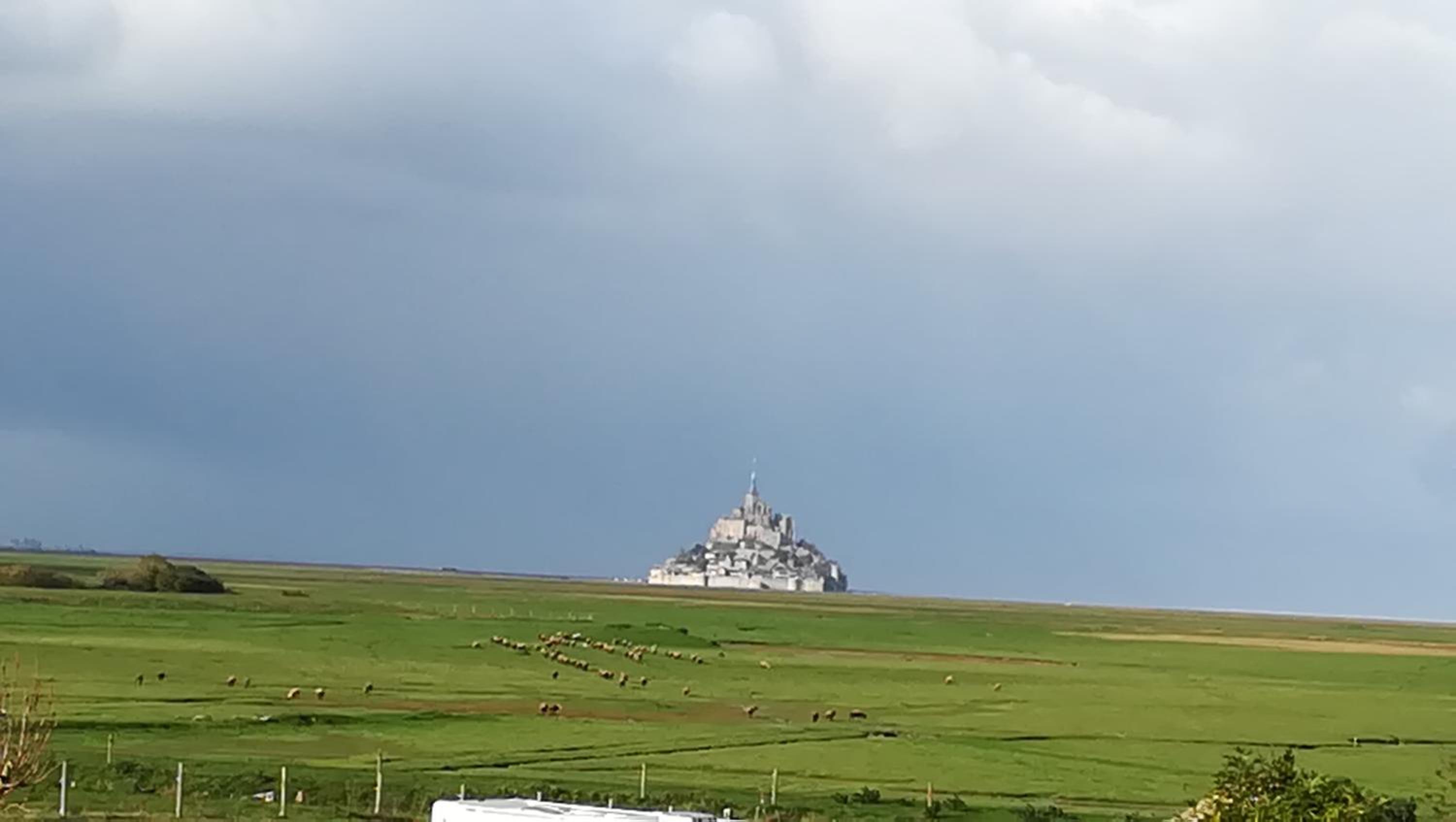 Le Marquis De La Guintre view 2