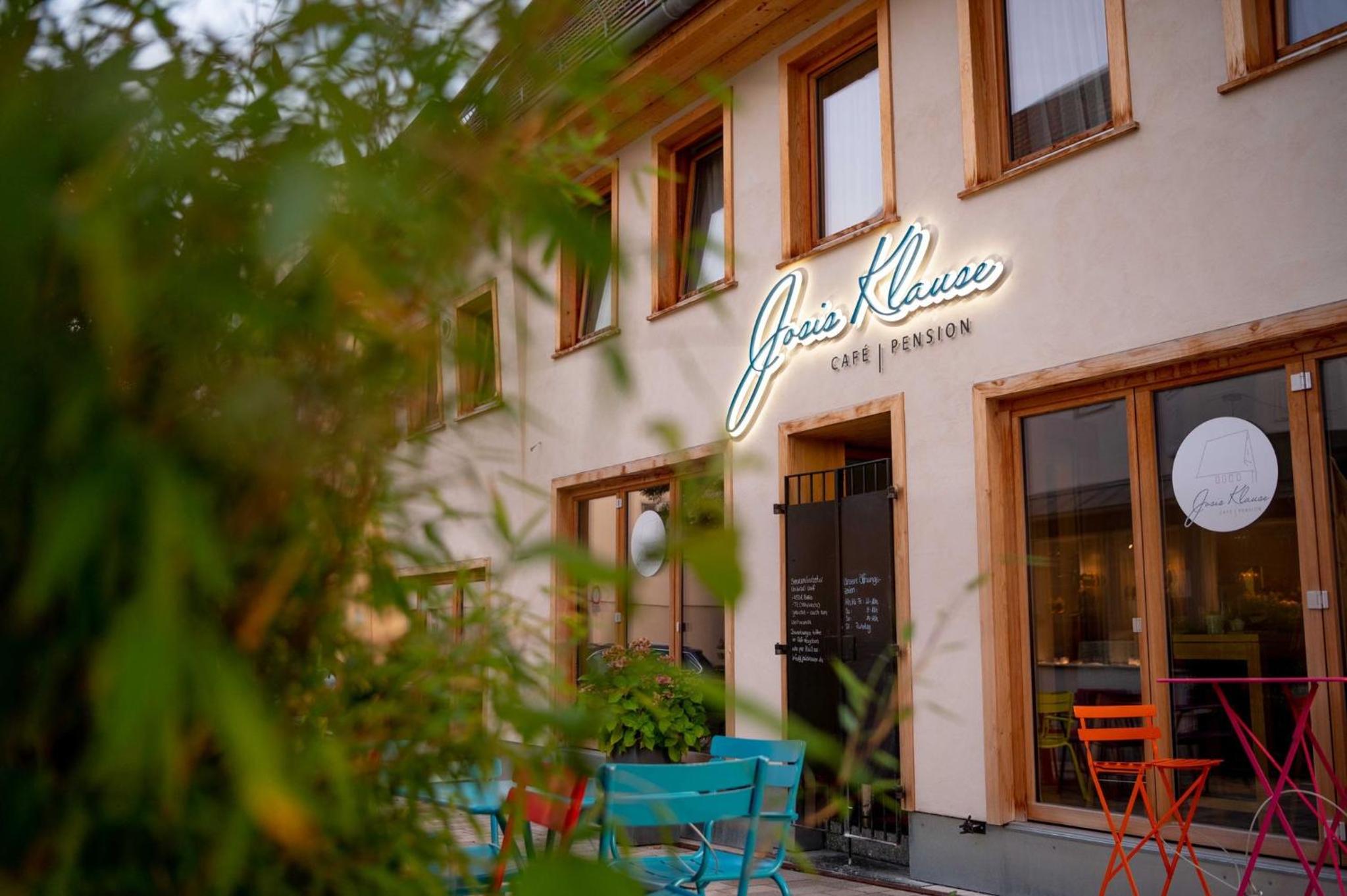 Josis Klause Café I Pension