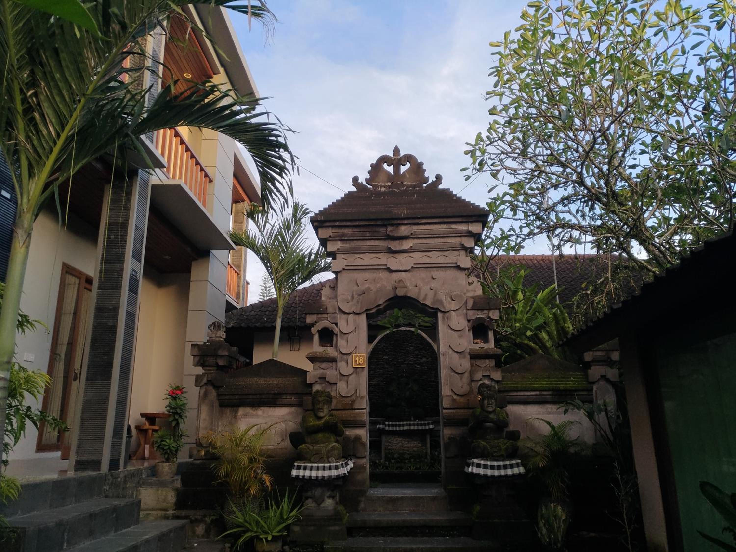 Mekenyem House Ubud - Image 1