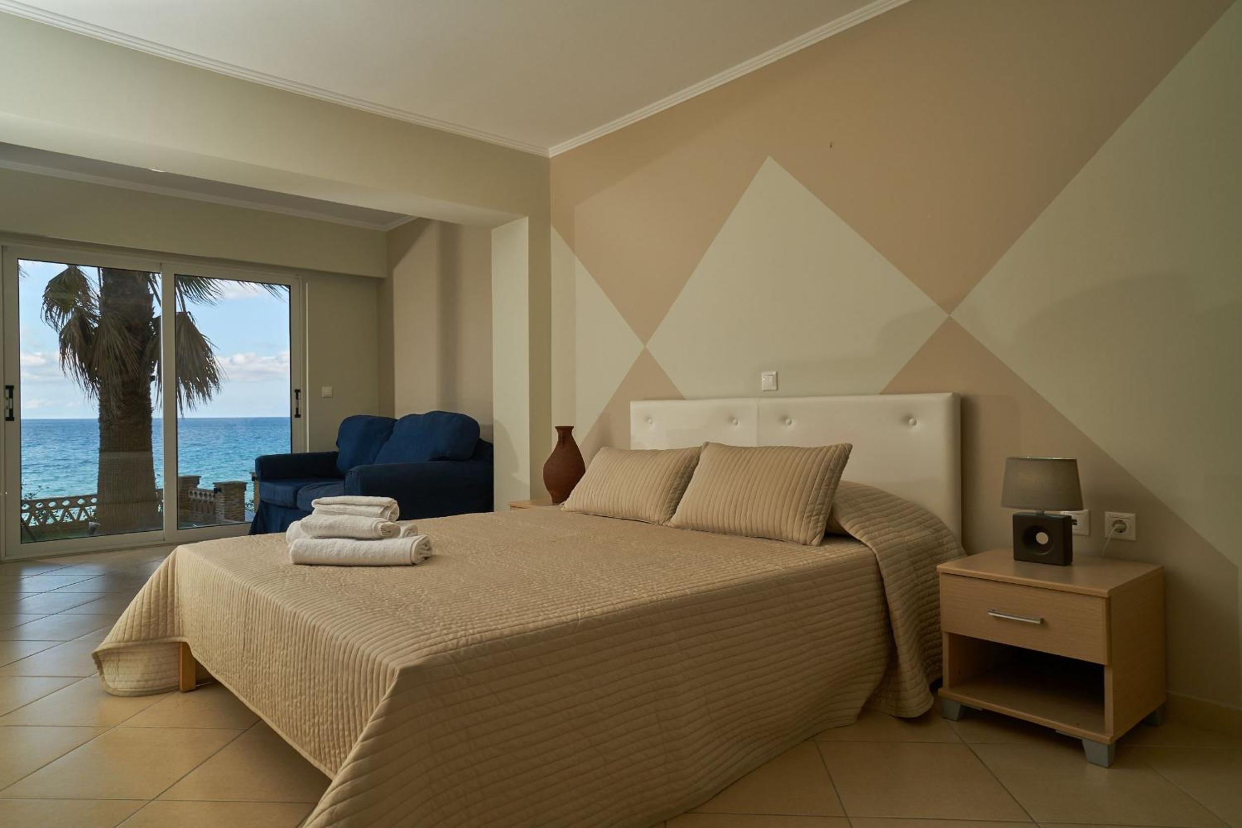 Playa Del Zante, by TK Premium Stays view 5