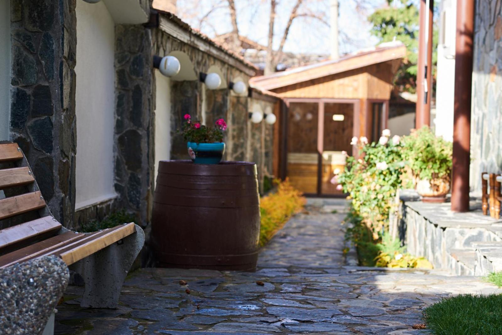 Guest House Mira