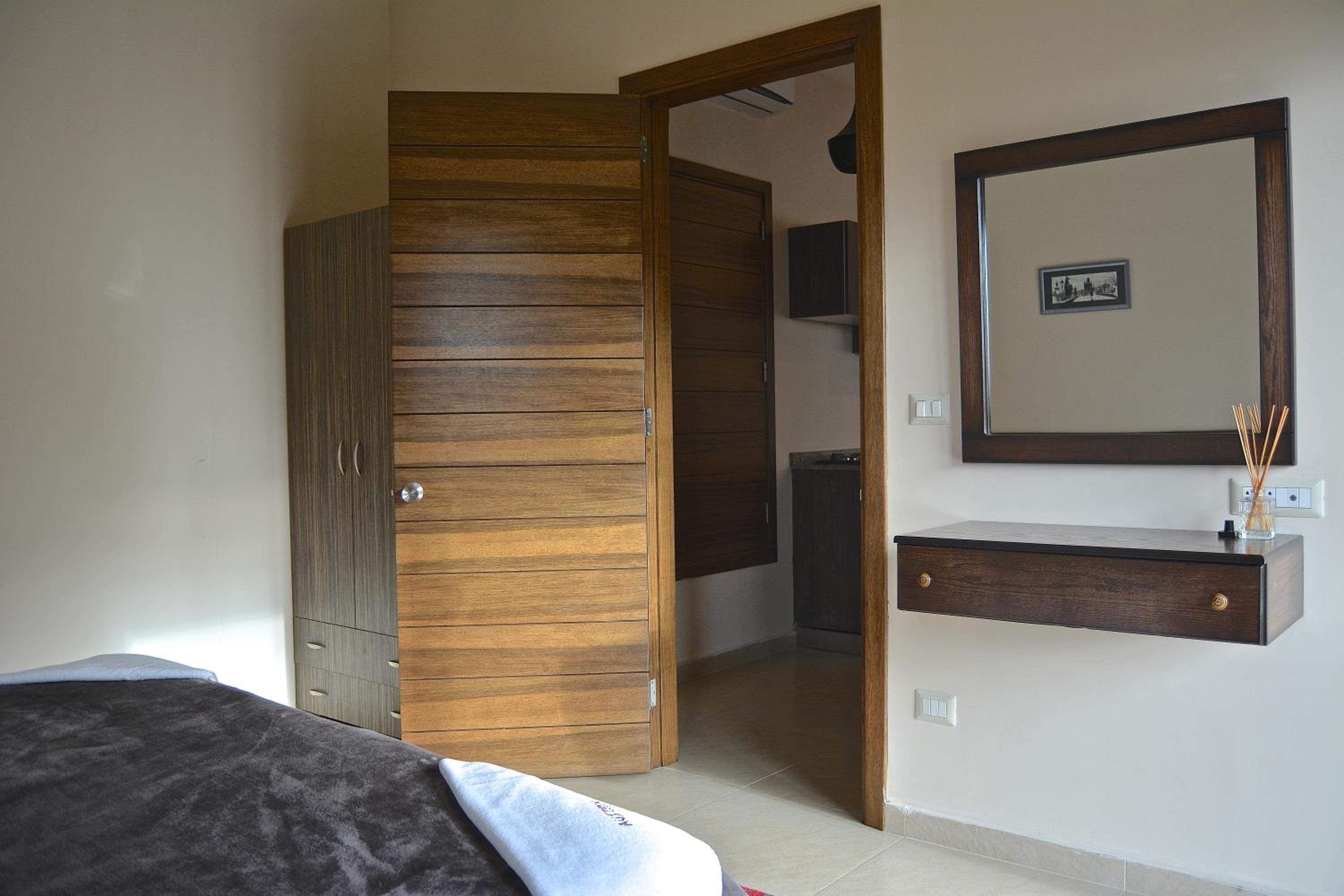 Austria Luxury Apartments, Faraya Hotel