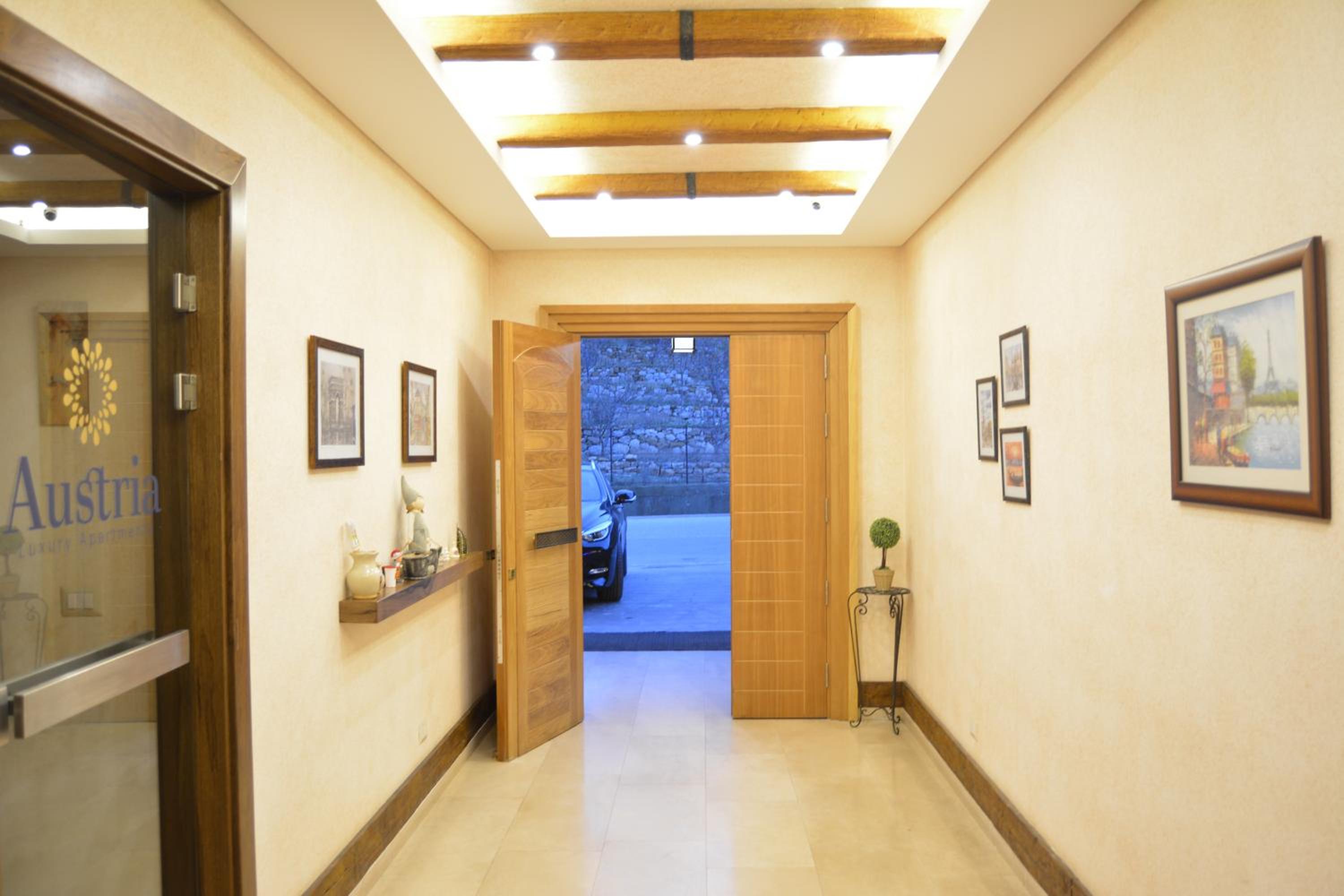 Austria Luxury Apartments, Faraya Hotel