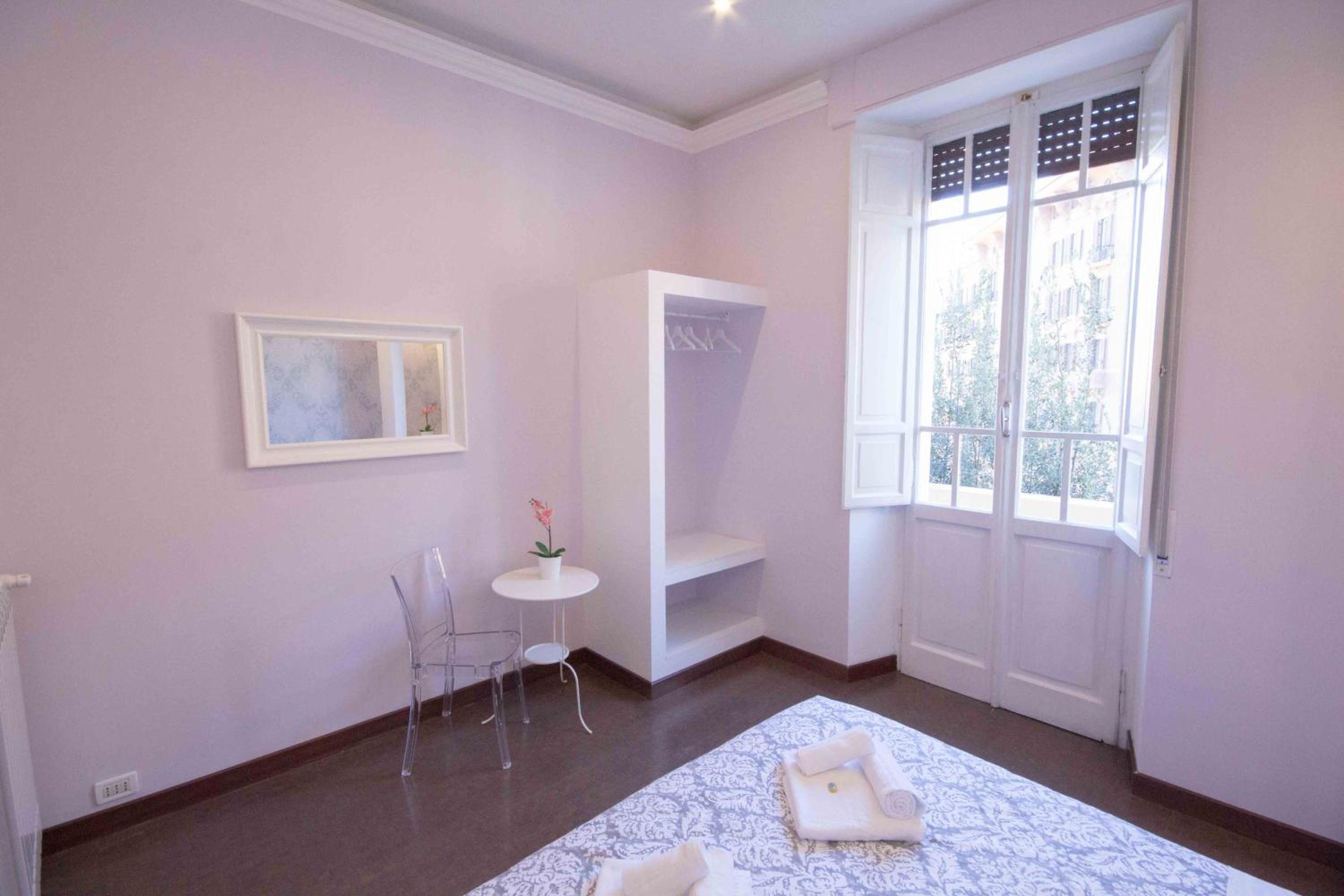 Stazione San Pietro 20 Apartment