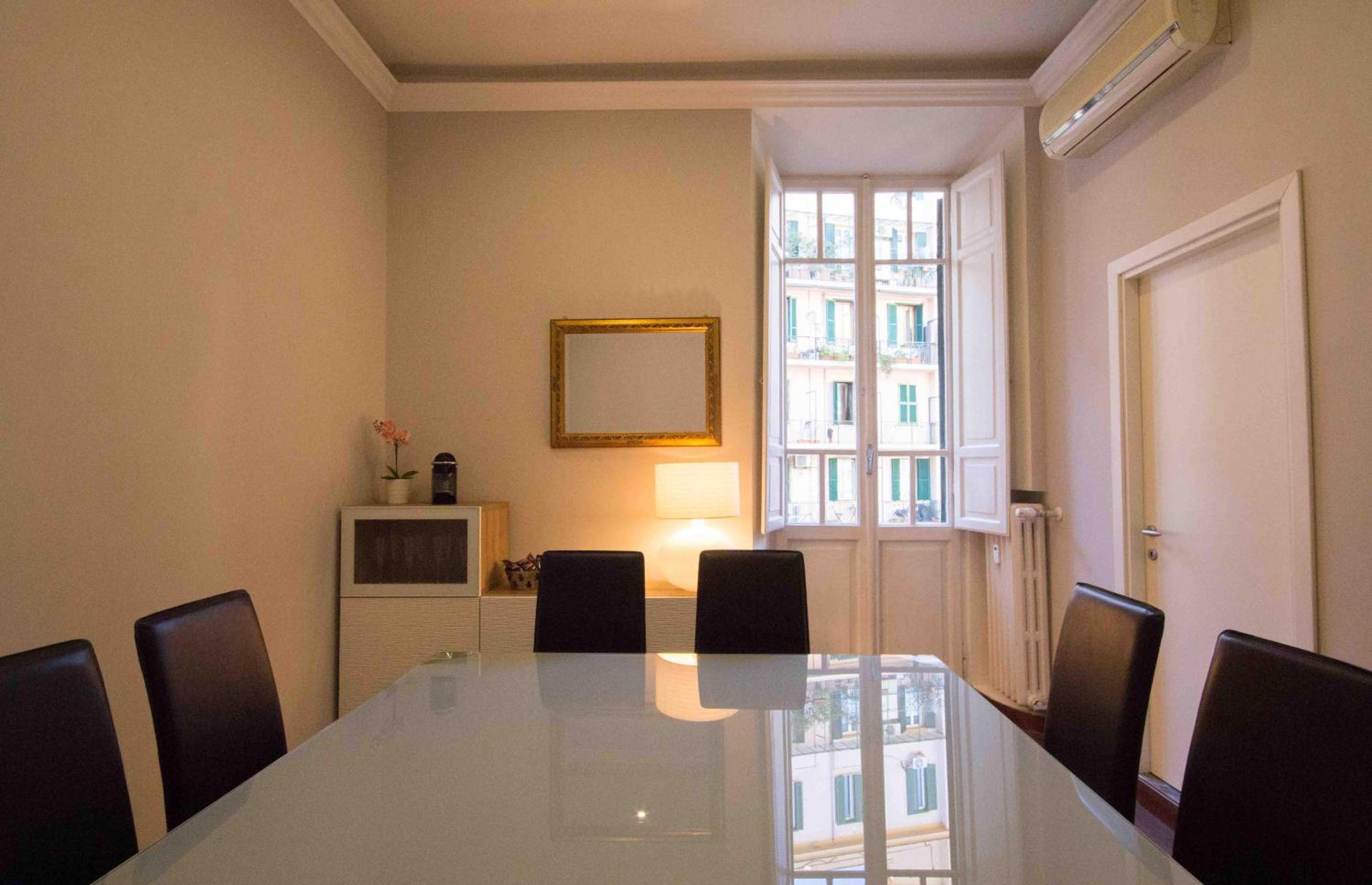Stazione San Pietro 20 Apartment