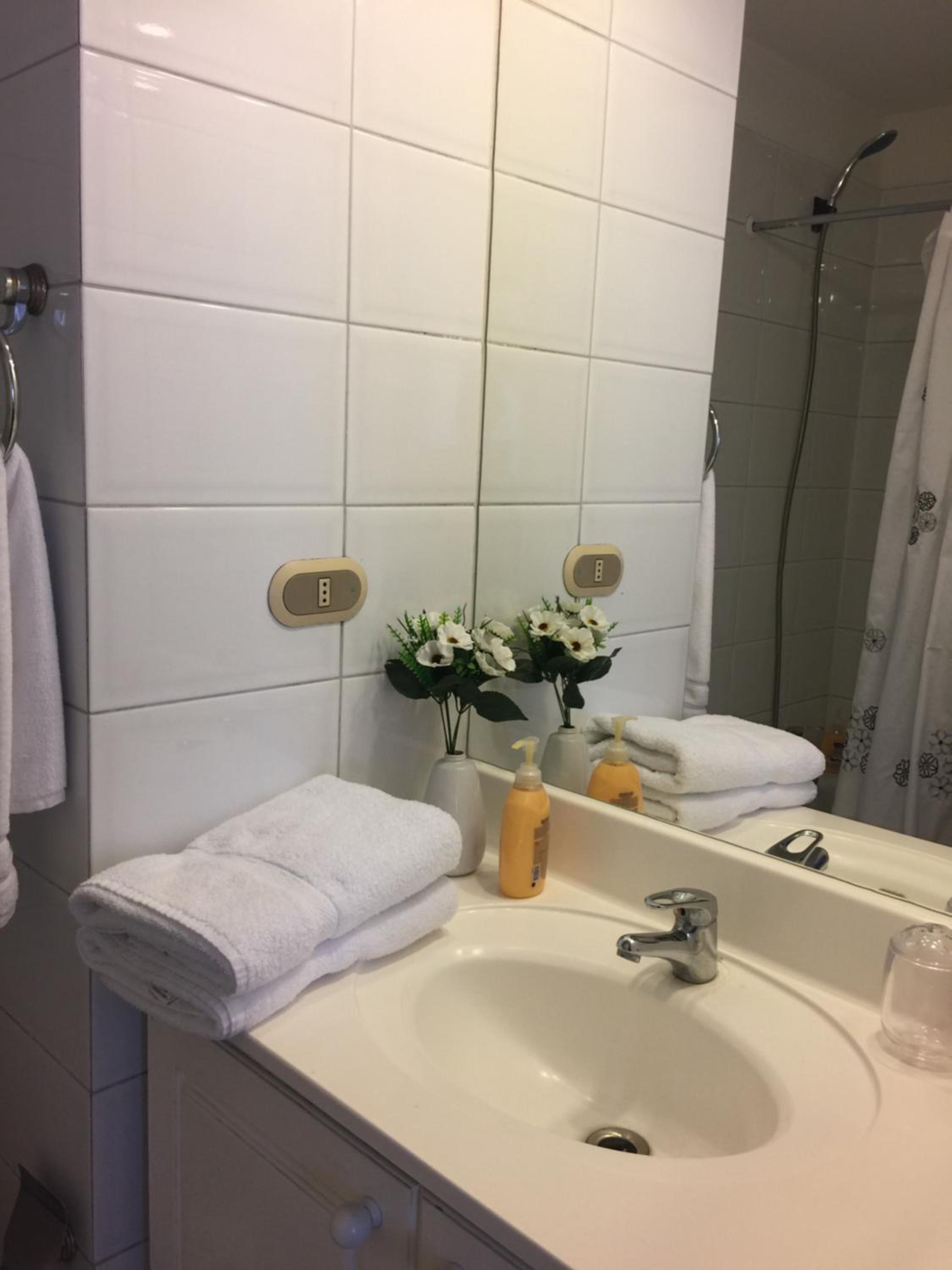 CentriK Location Apartments Encomenderos 200