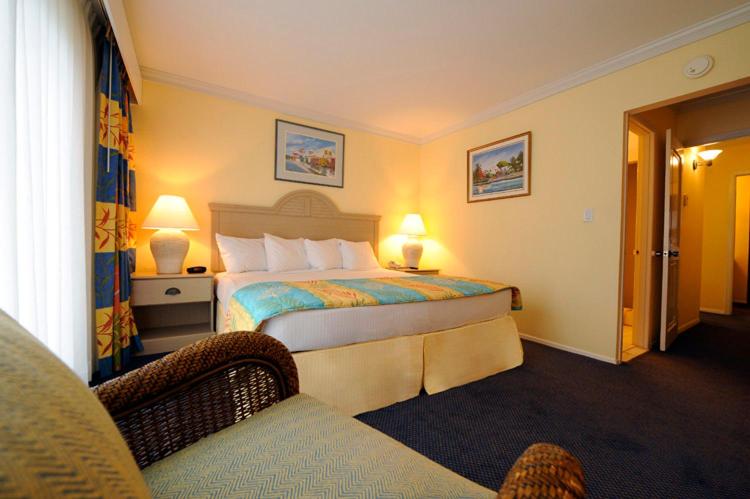 Bay View Suites Paradise Island