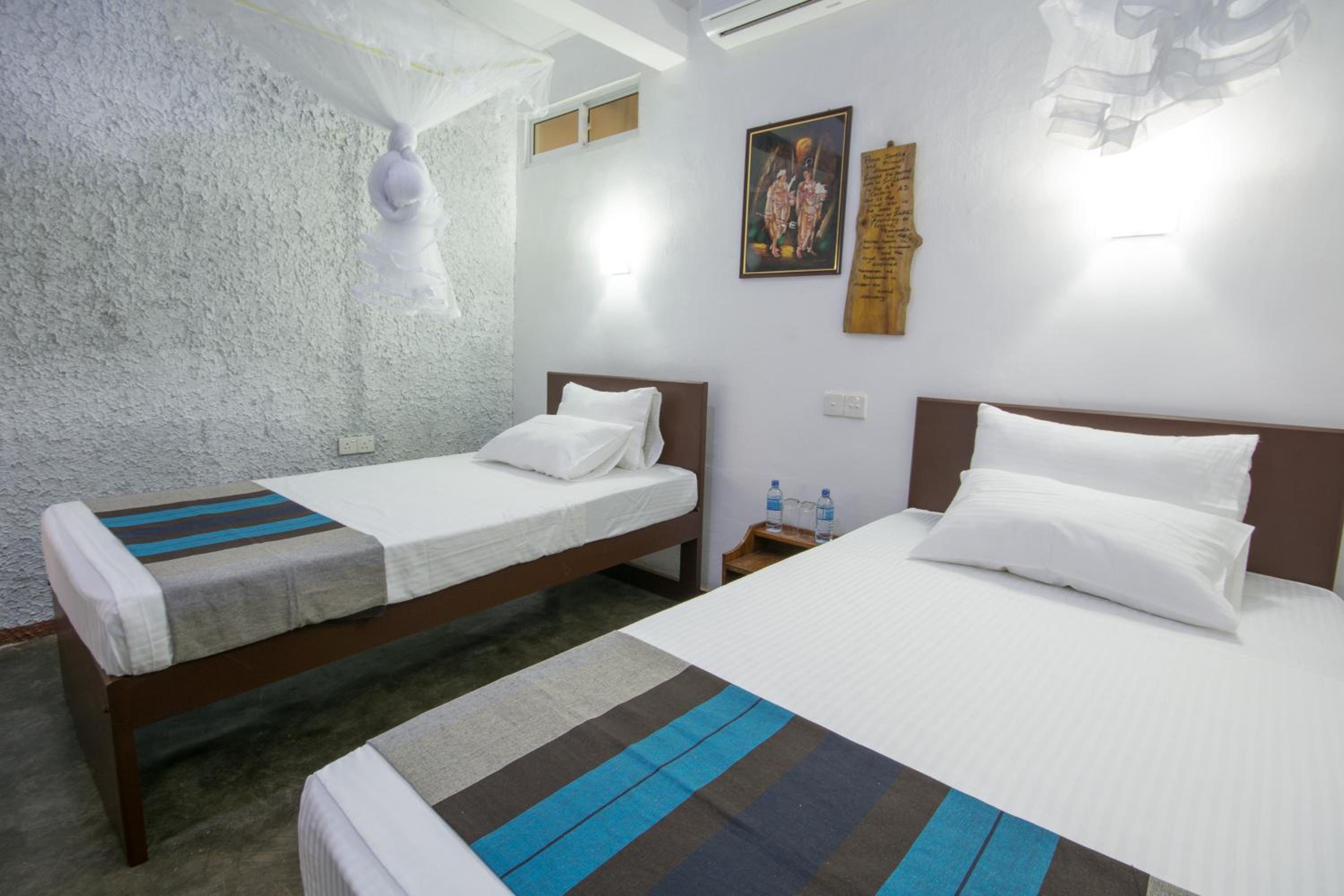 Udawatta Kele (UK) Forest Lodge view 3