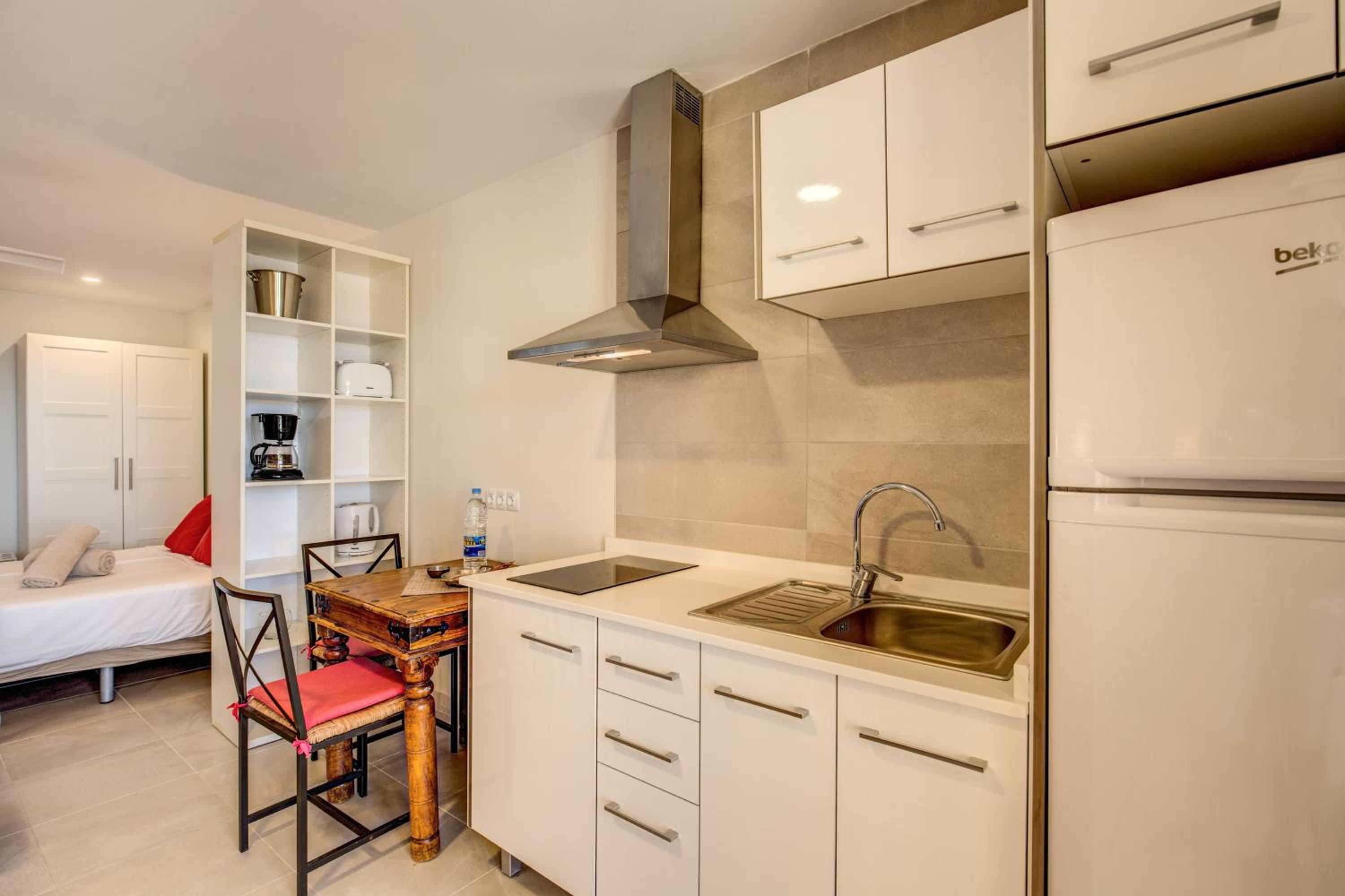 Granada I Apartments