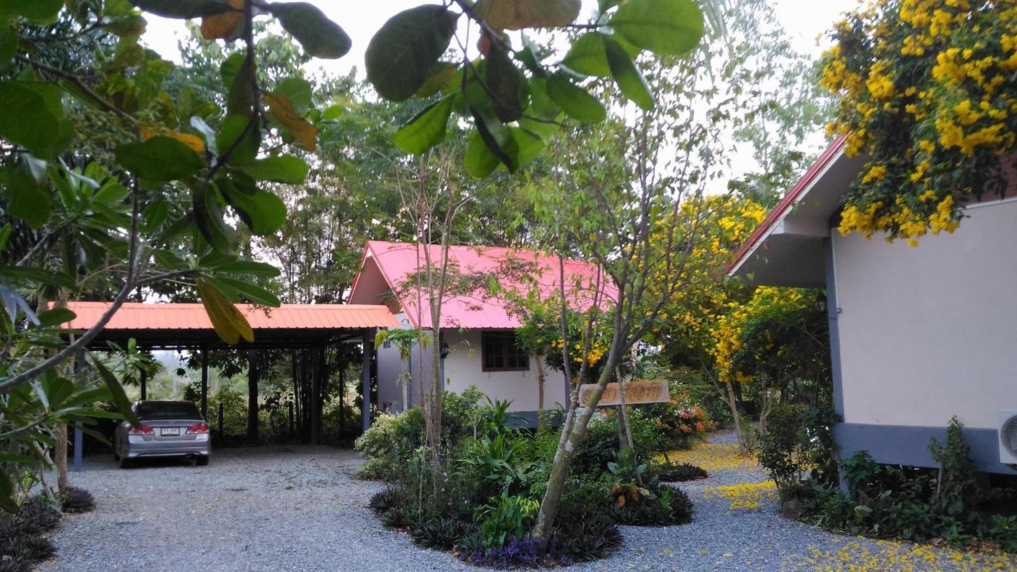 Areeya Resort