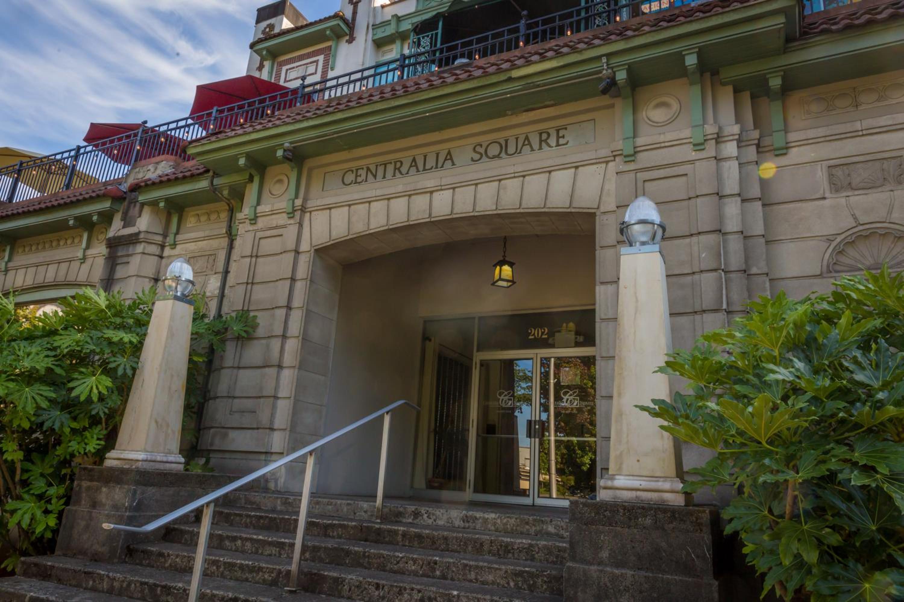 Centralia Square Grand Ballroom and Vintage Hotel