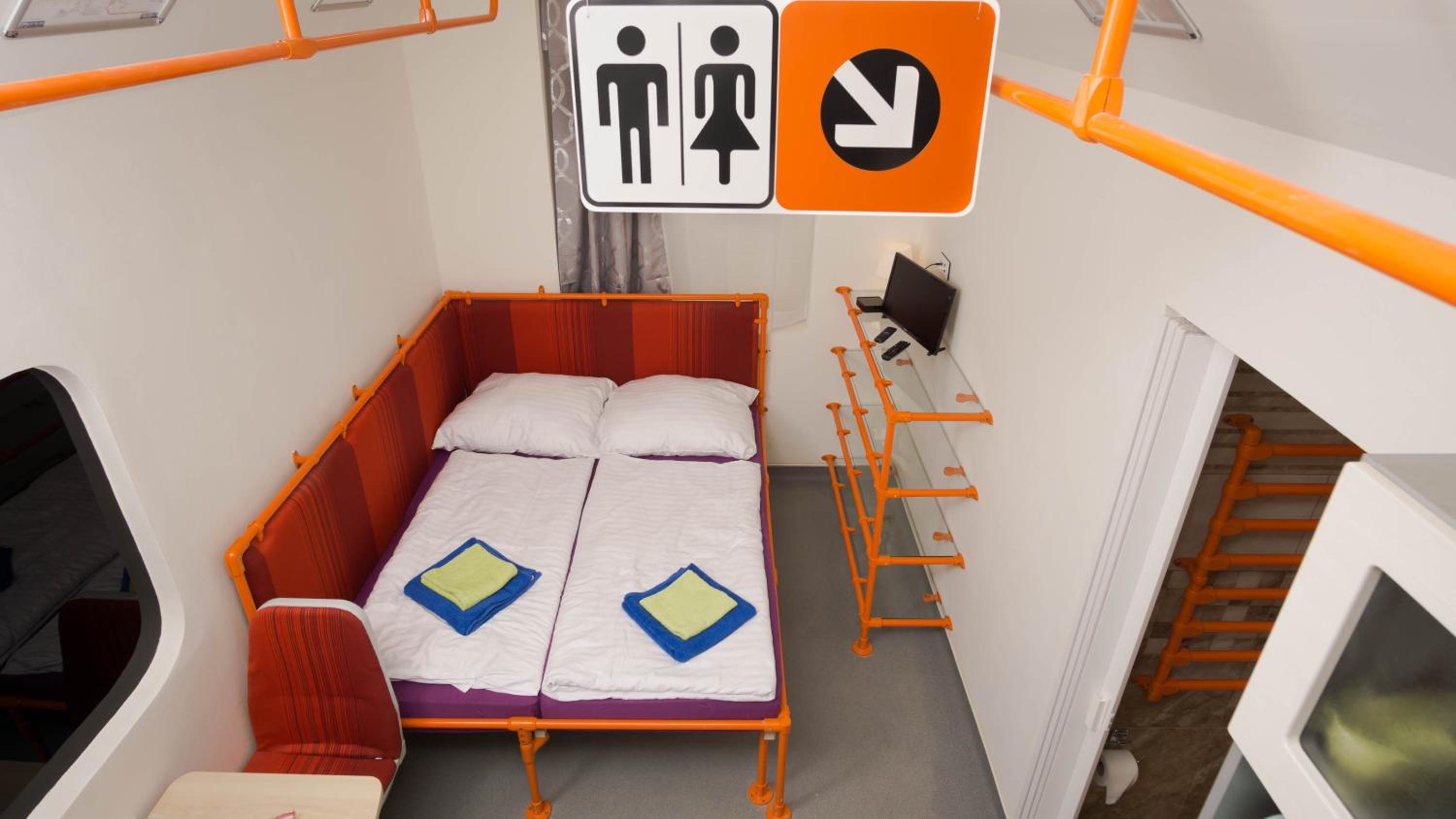 METRO Apartment Prague by Main Train and Bus Station