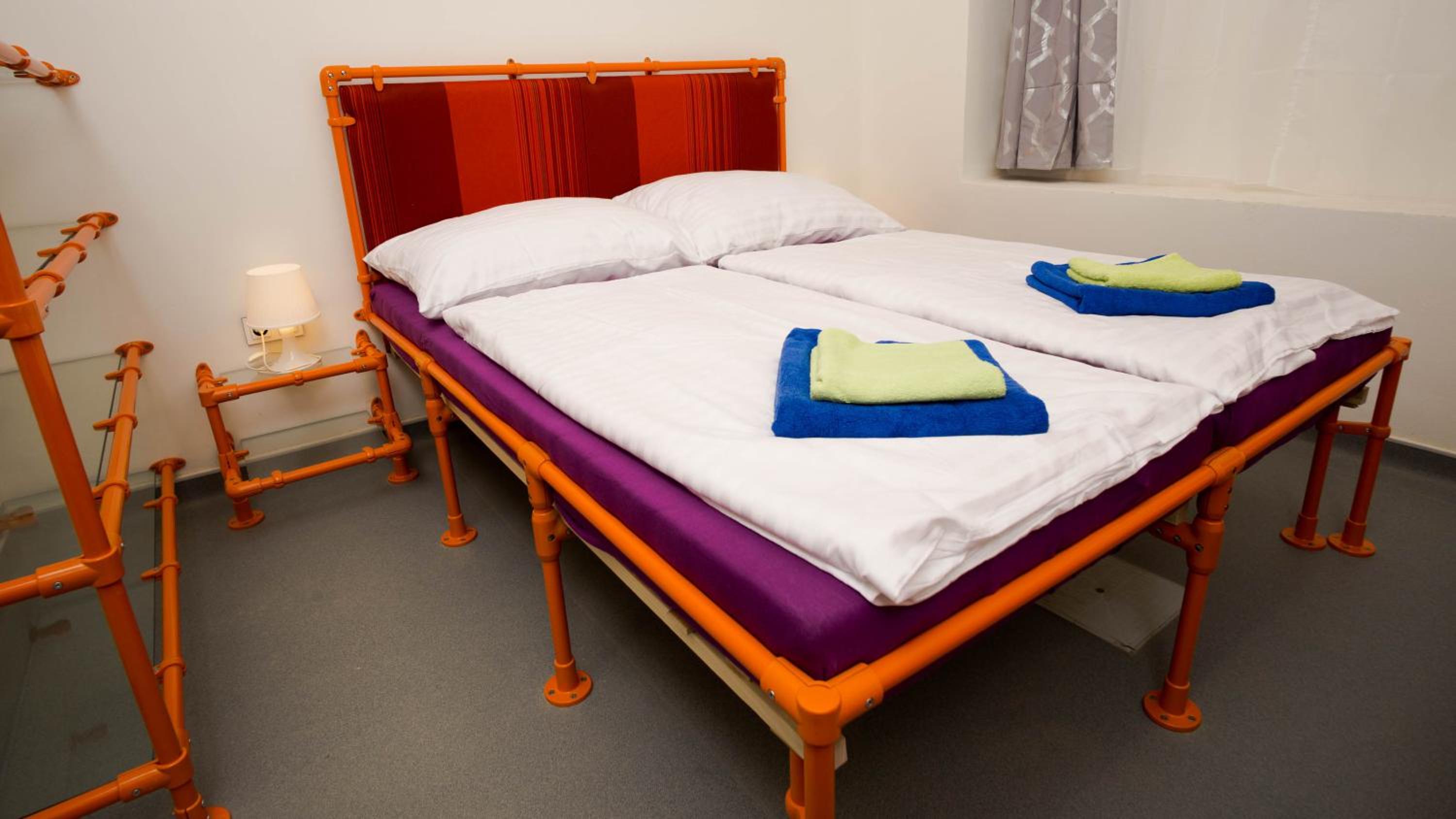 METRO Apartment Prague by Main Train and Bus Station