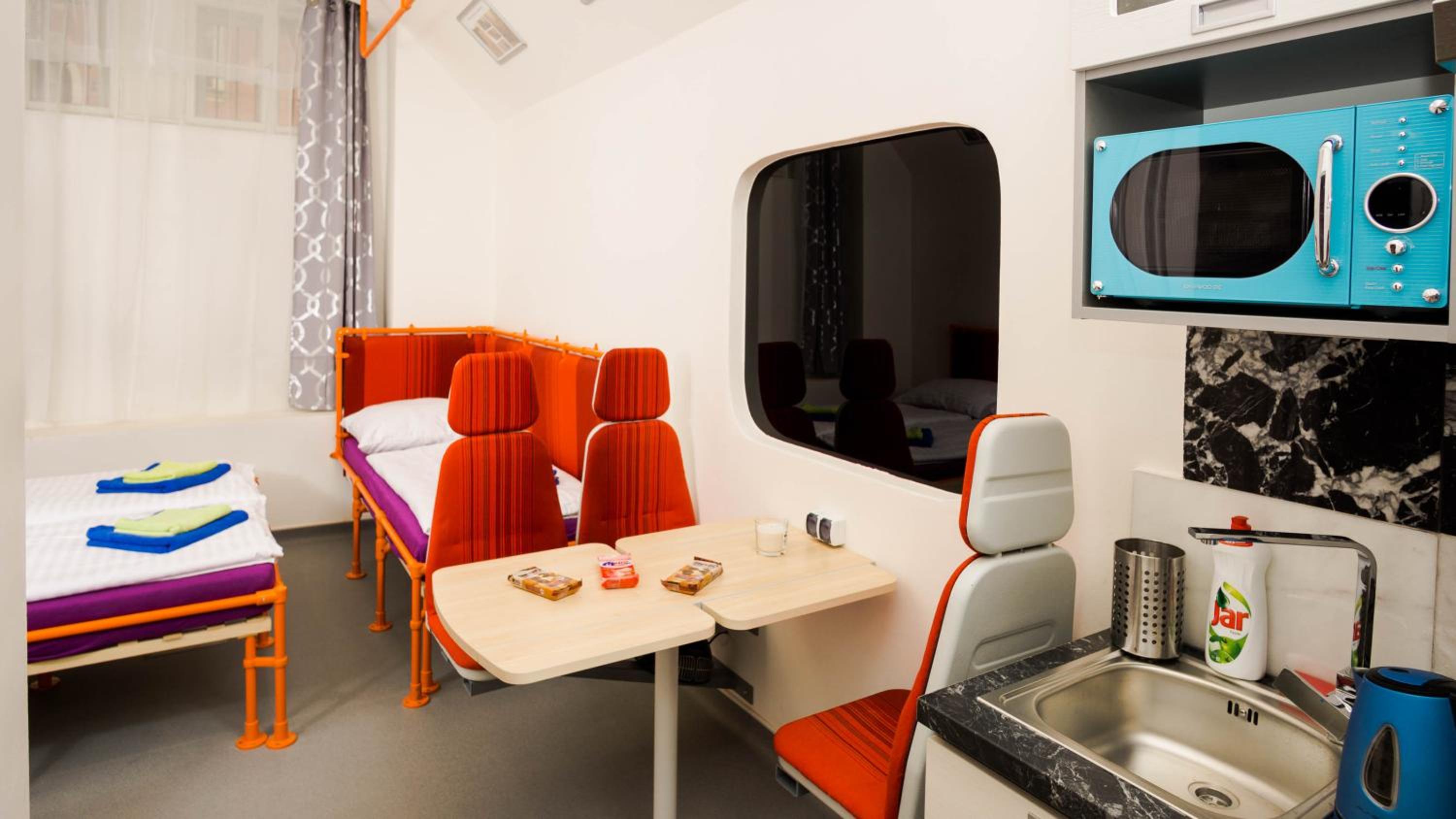 METRO Apartment Prague by Main Train and Bus Station