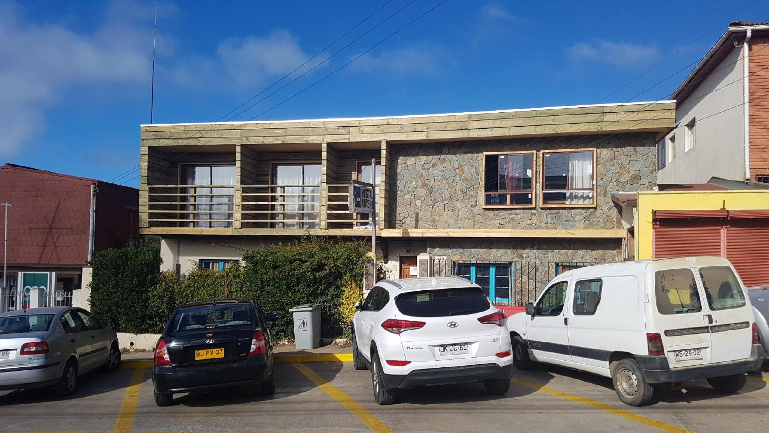 Hostel Moreno