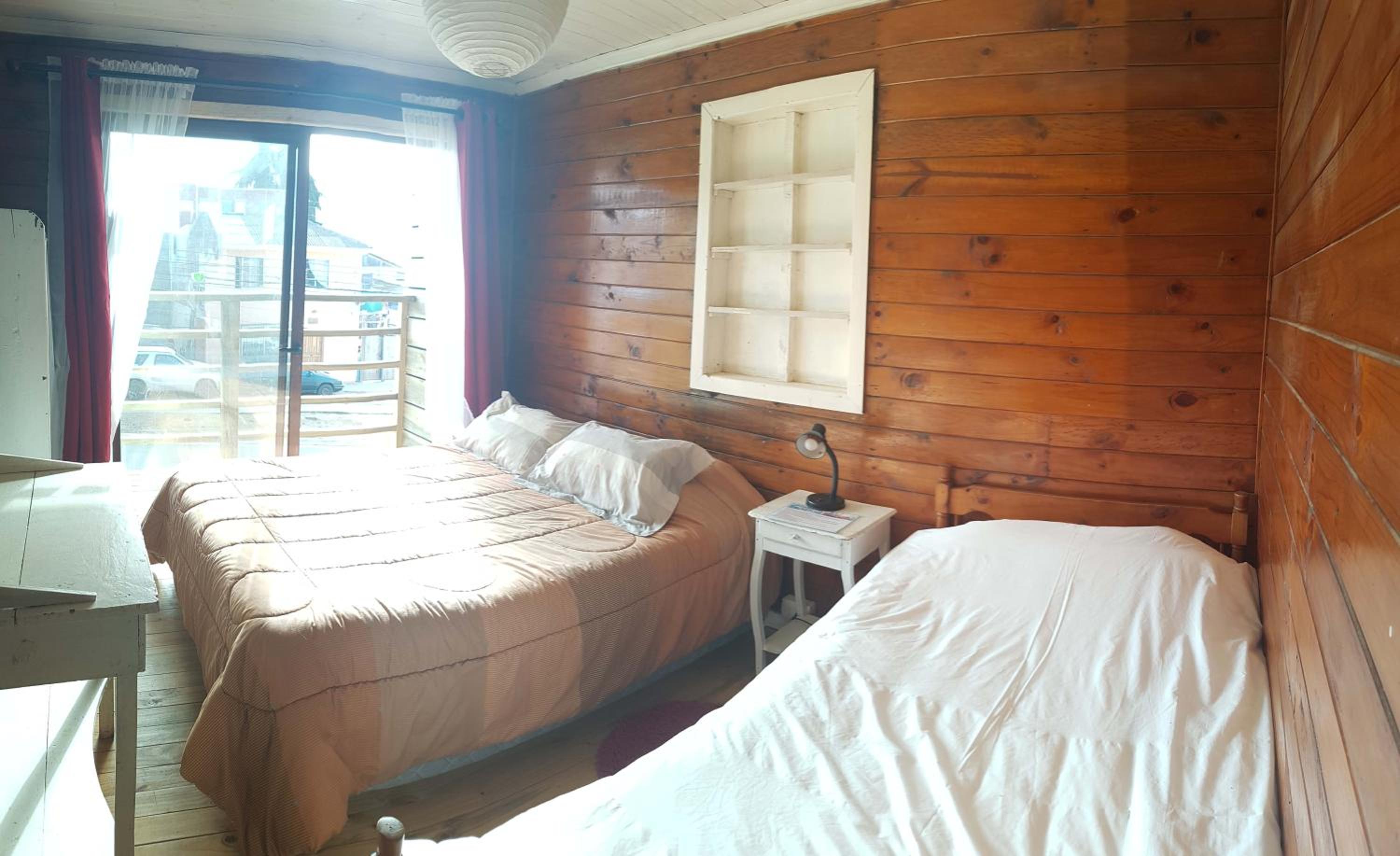 Hostel Moreno