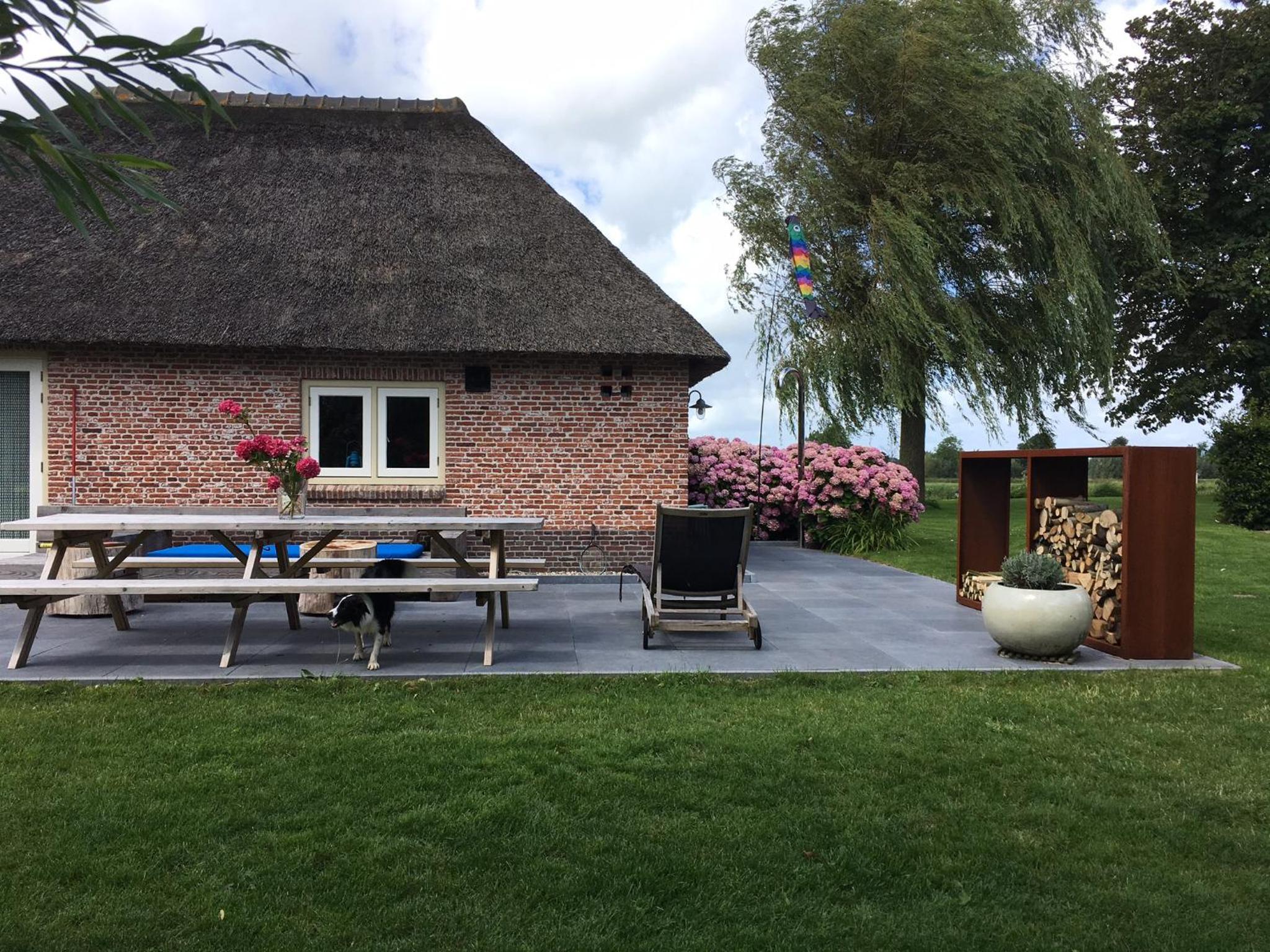 Groeten uit Hoogmade - rural cottage