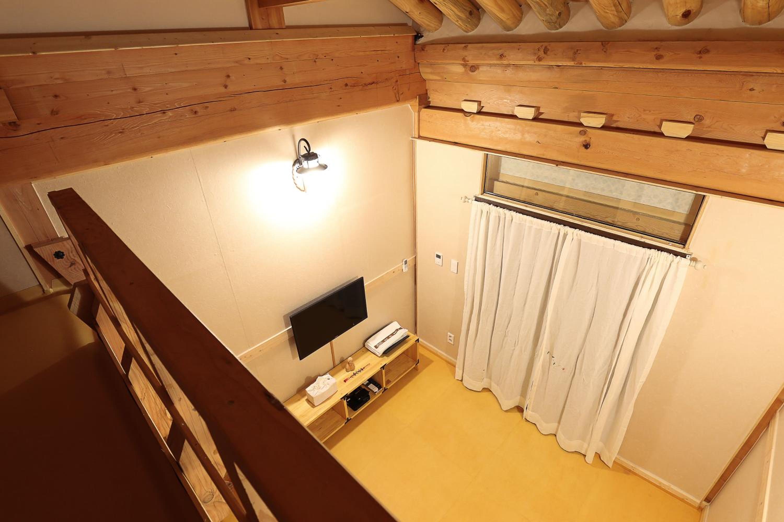 Hanok Hyeyum