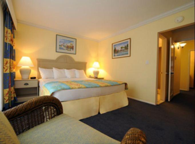 Bay View Suites Paradise Island
