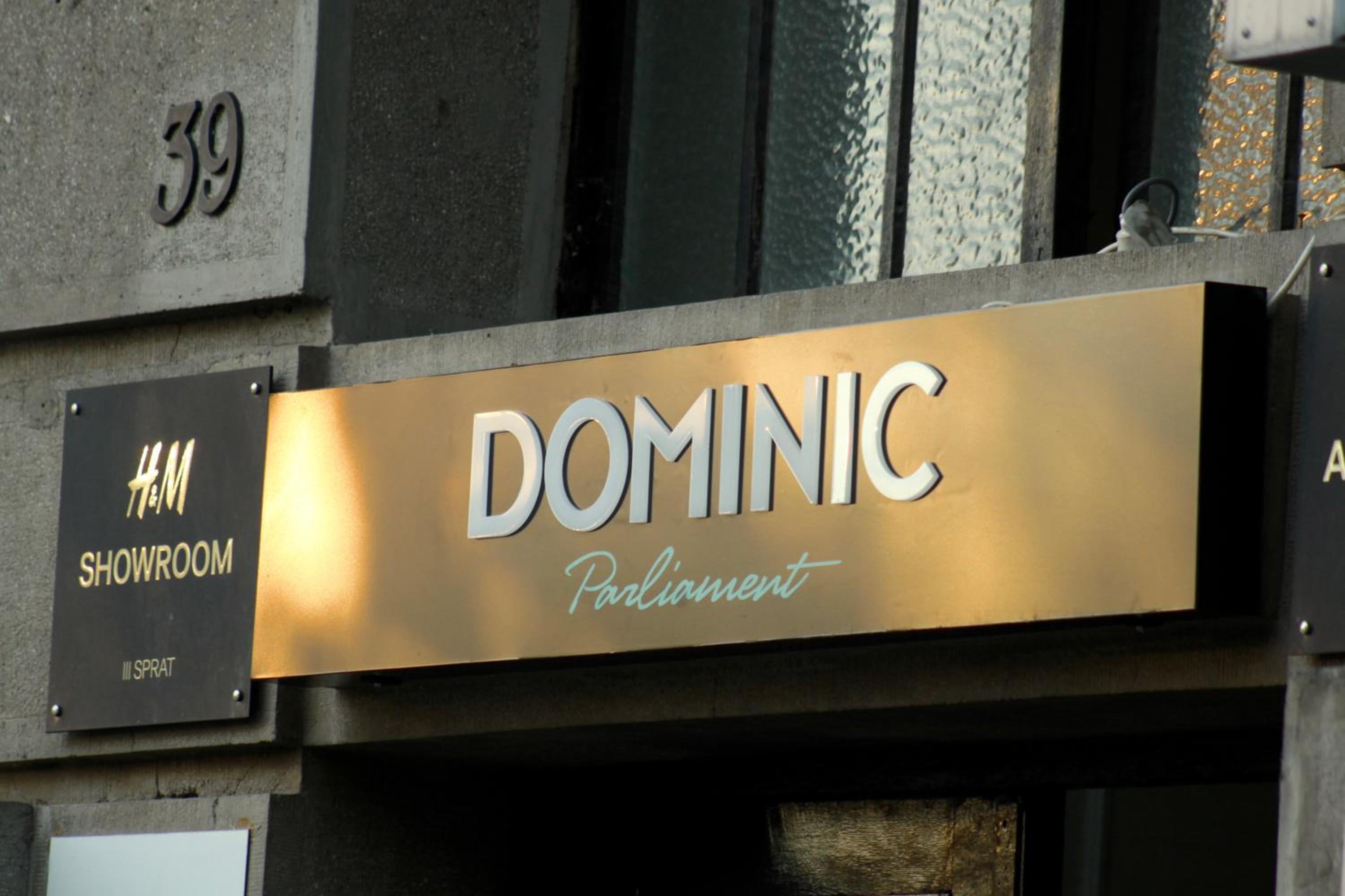 Dominic Smart & Luxury Suites - Parliament
