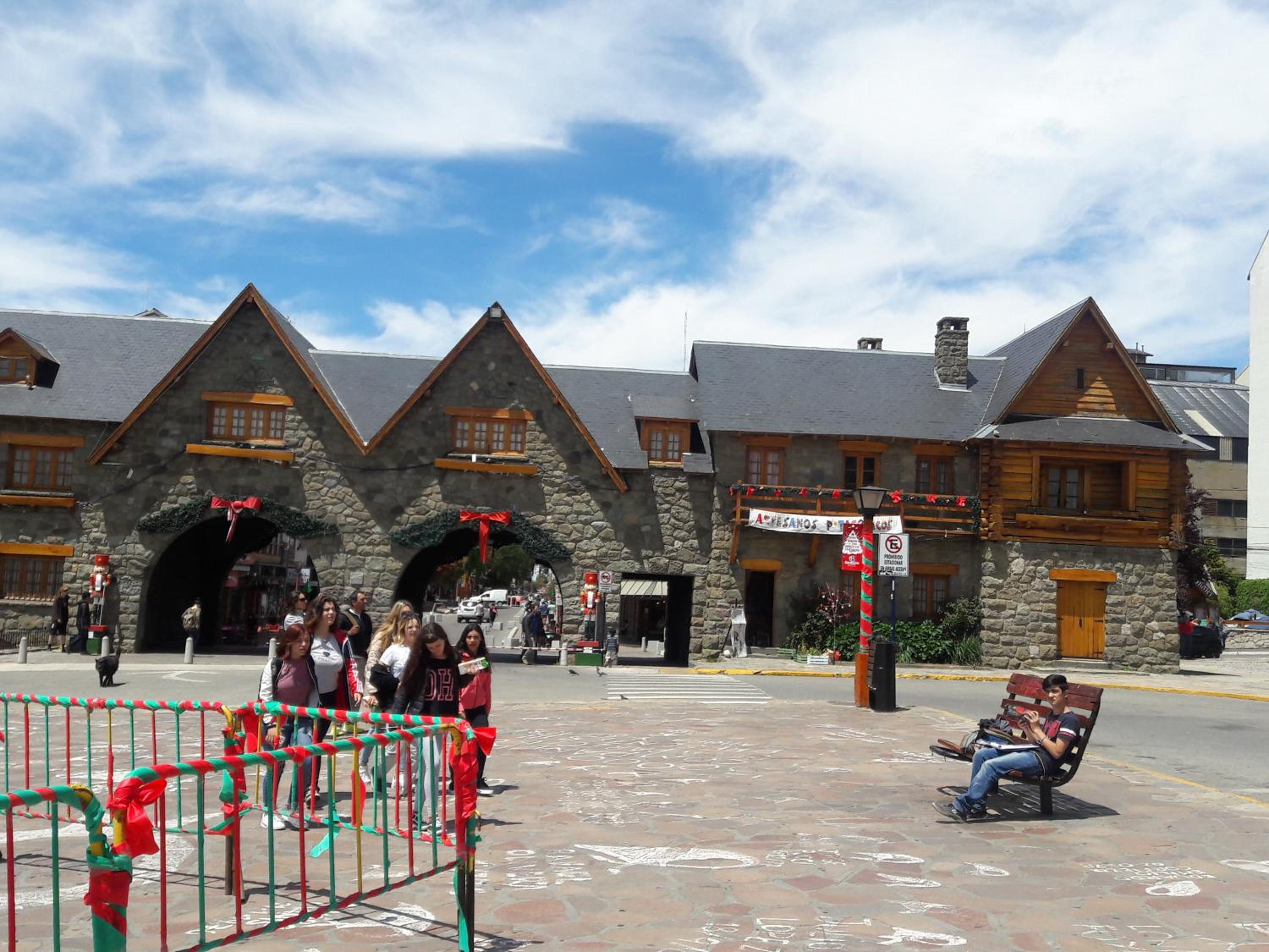 Cabañas Detras del Ciprés