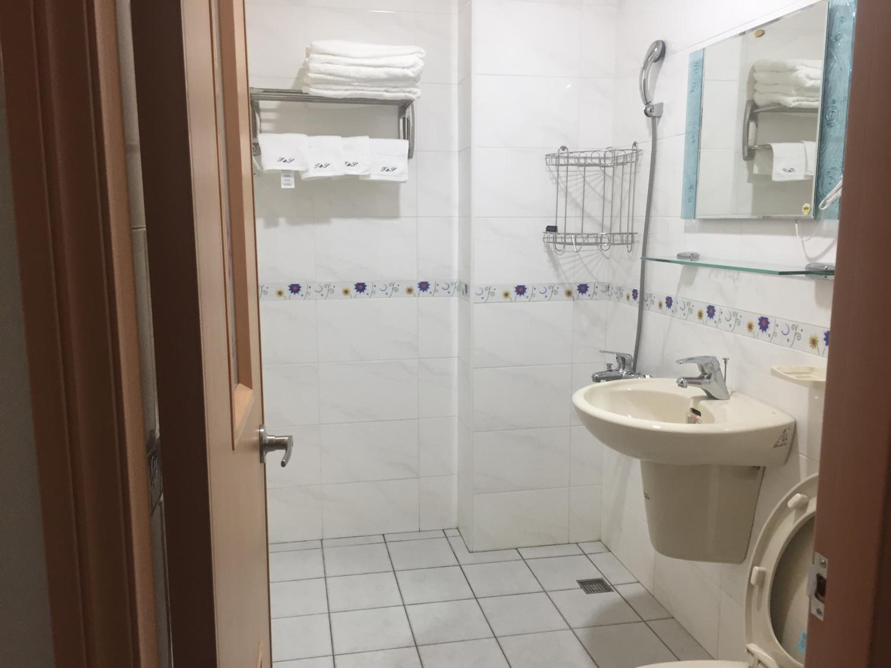 Traveler Station