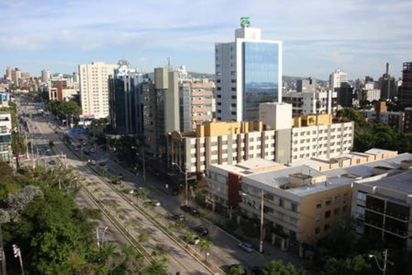 HomeStay 3 na Carlos Gomes não tem garagem view 2