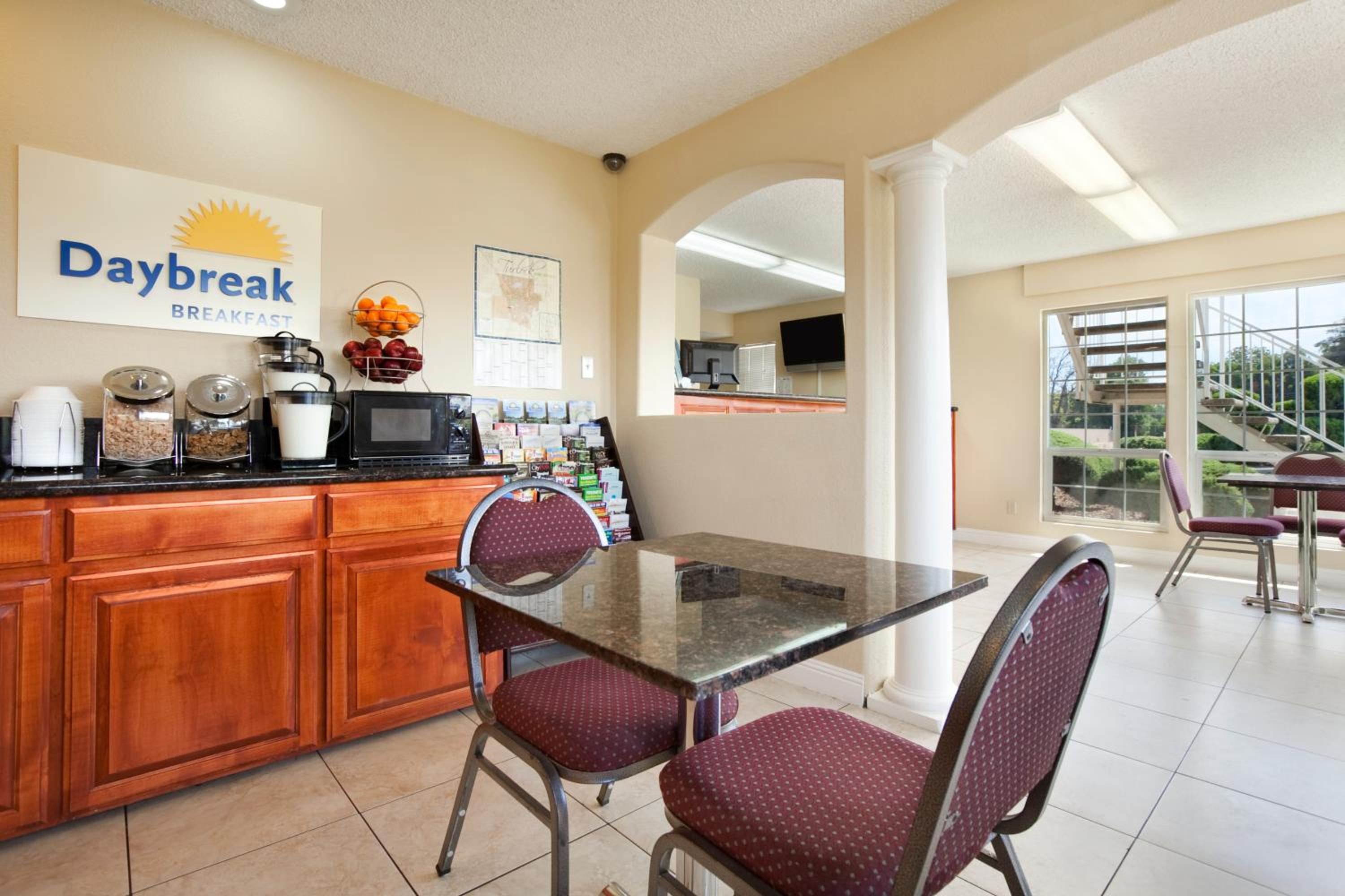 Turlock Vacations - Days Inn by Wyndham Turlock - Property Image 29