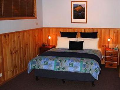 Derwent Bridge Chalets & Studios