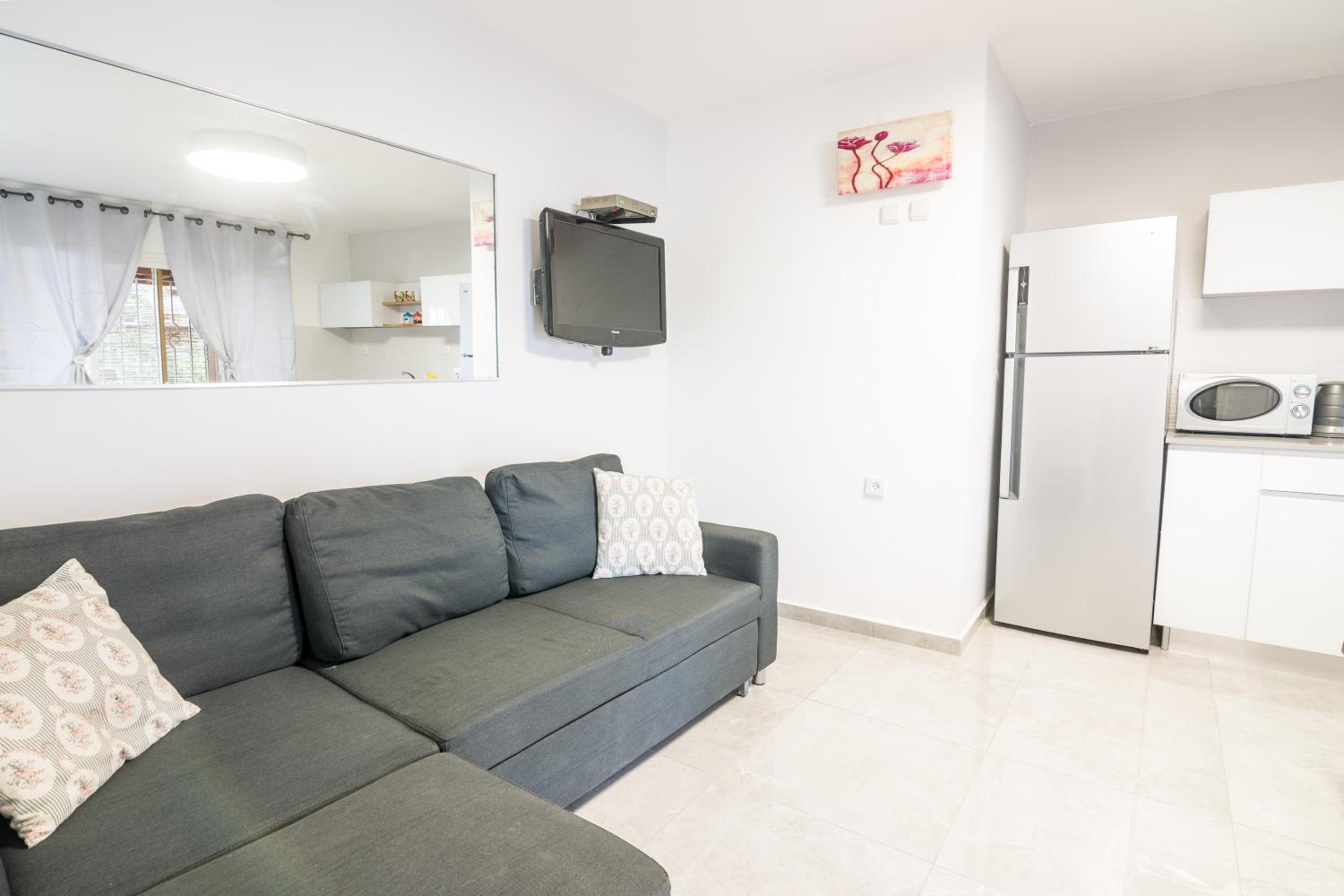 Asher's Apartments