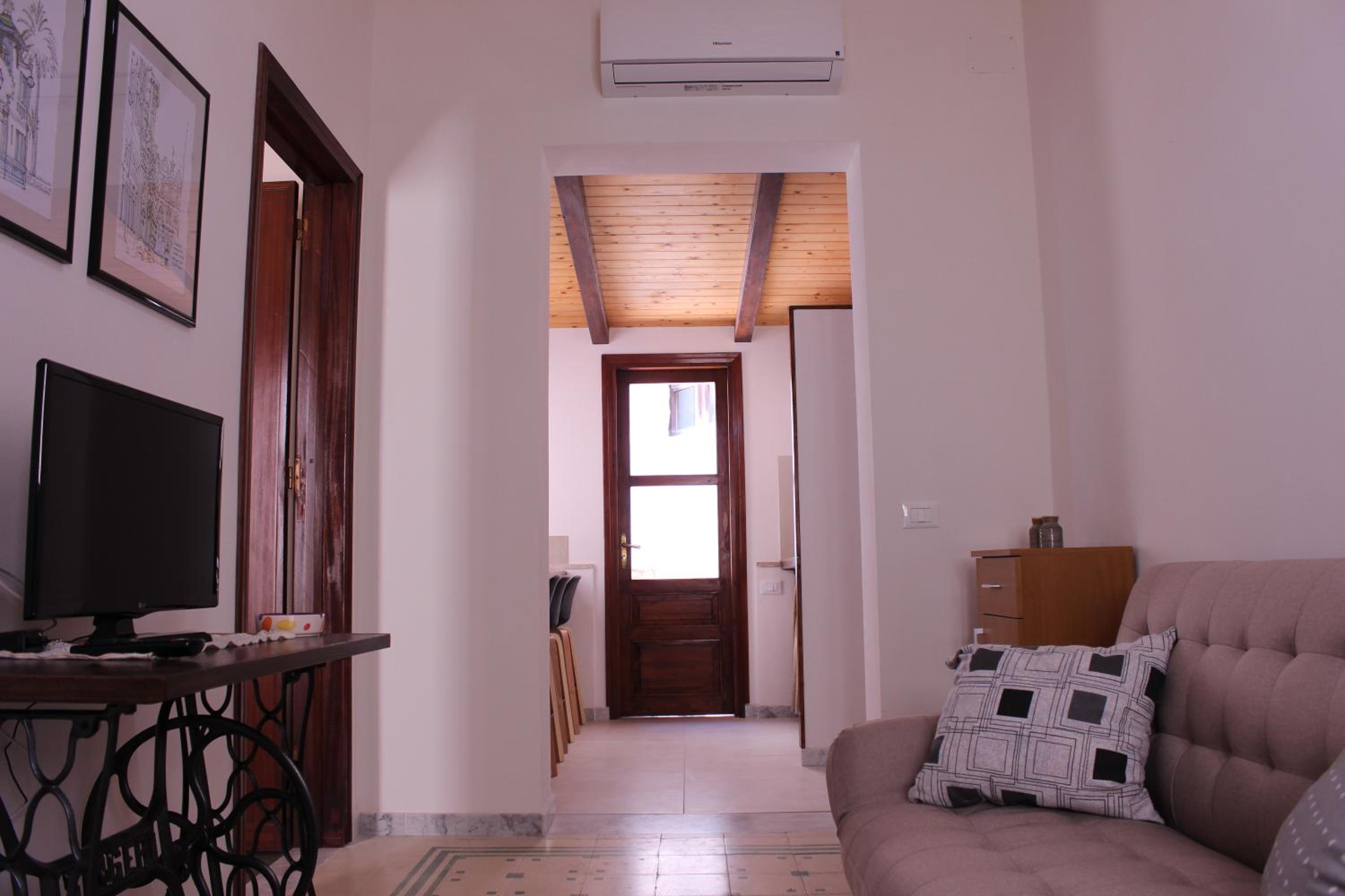 Photo 32