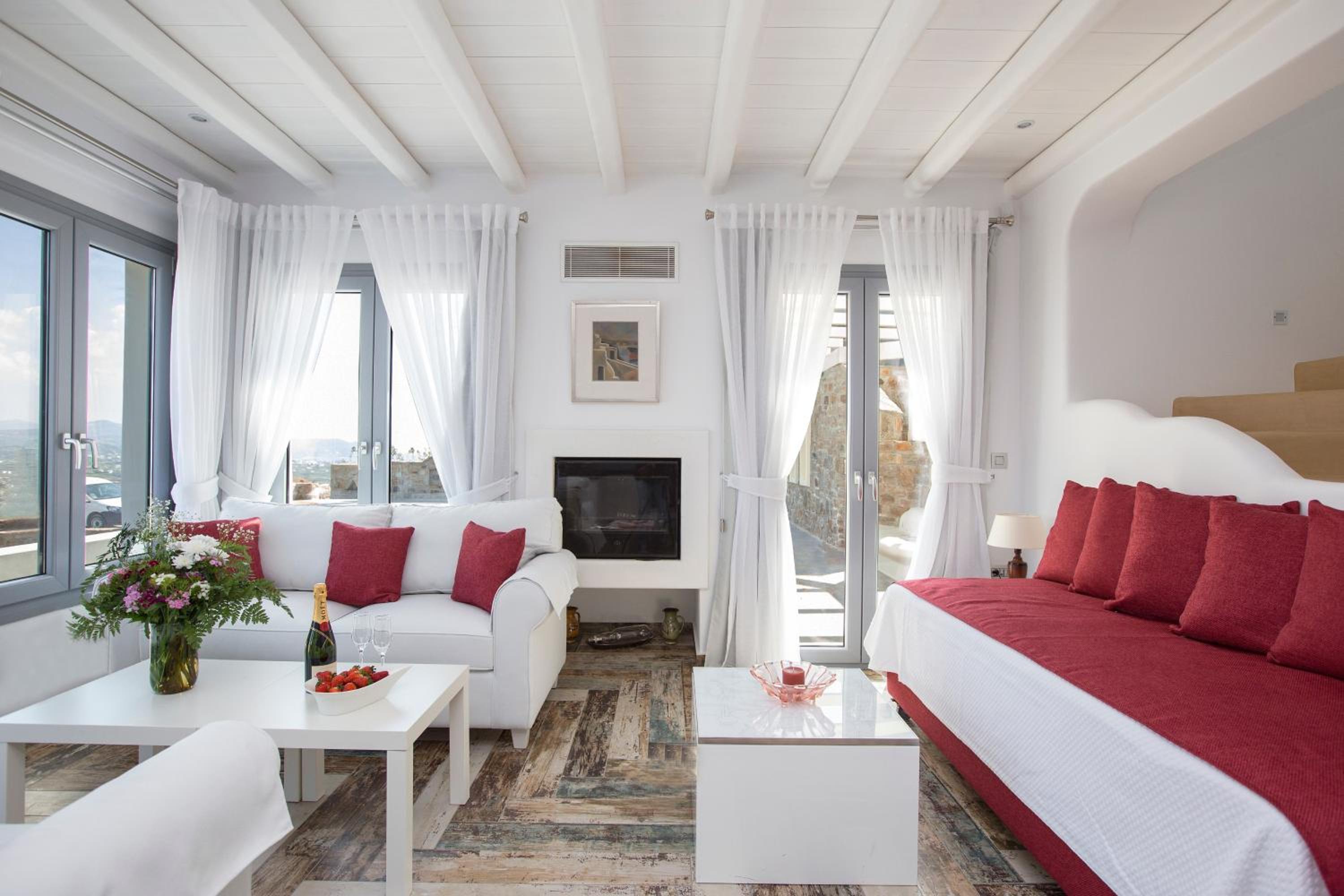 Naxos Rock Villas