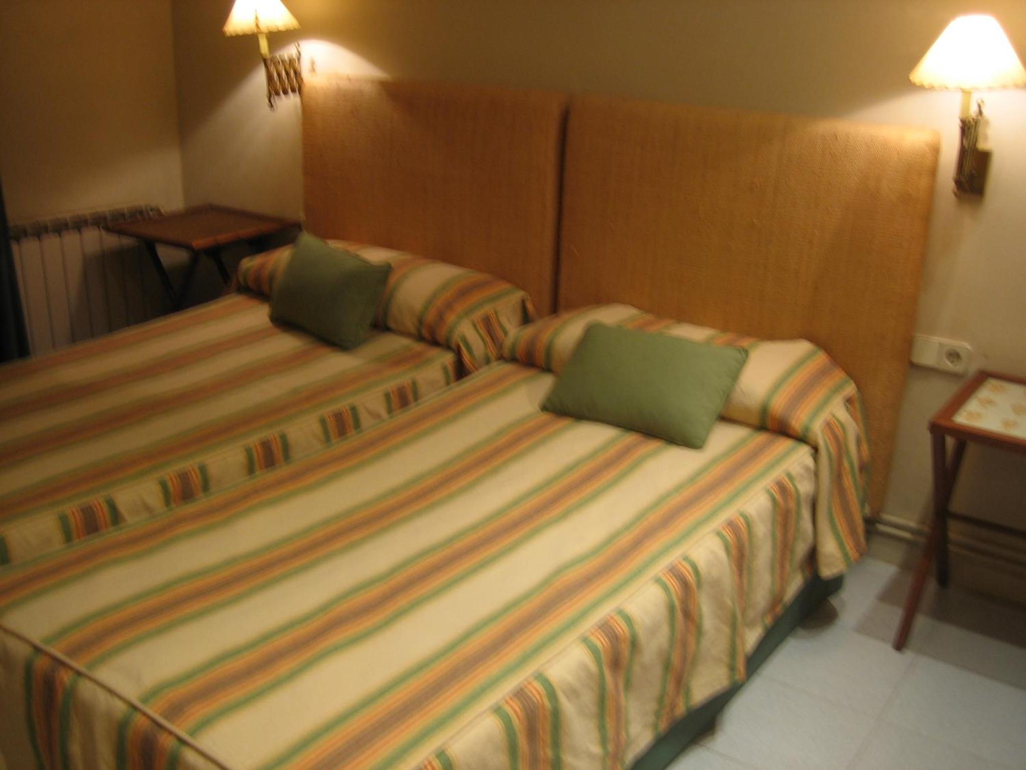 Apartaments Sant Jordi Girona 97