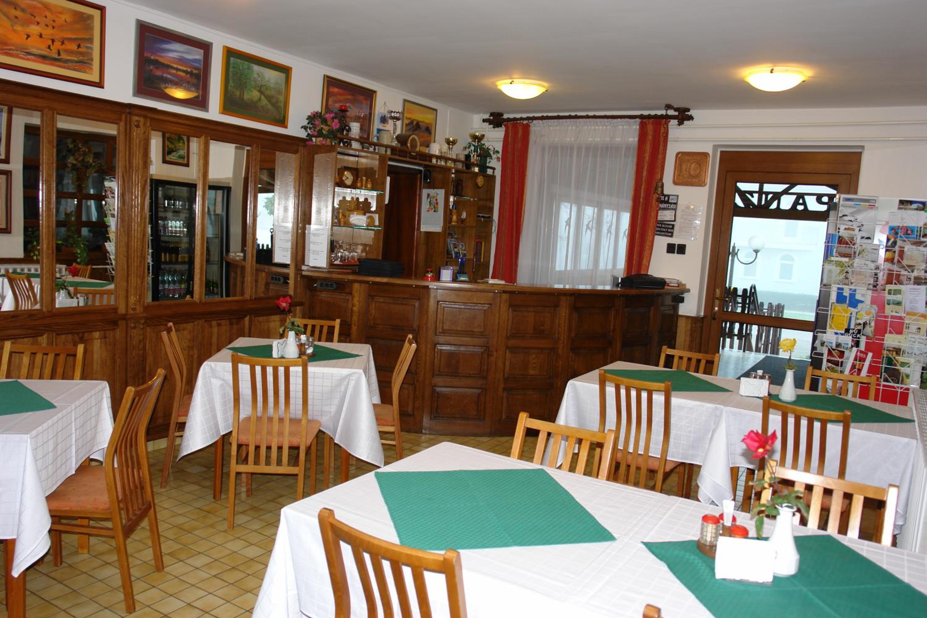 Photo 41