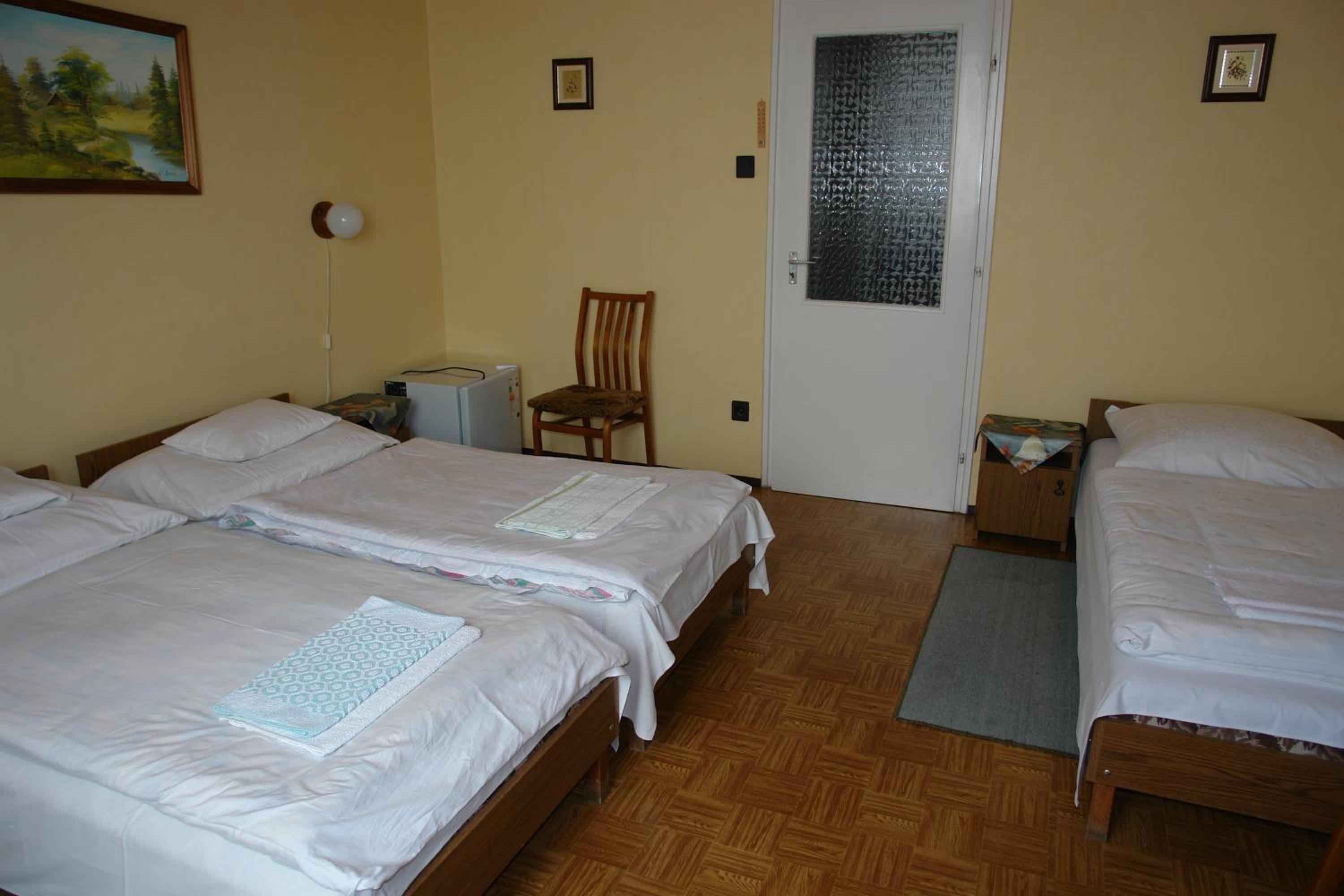 Photo 52