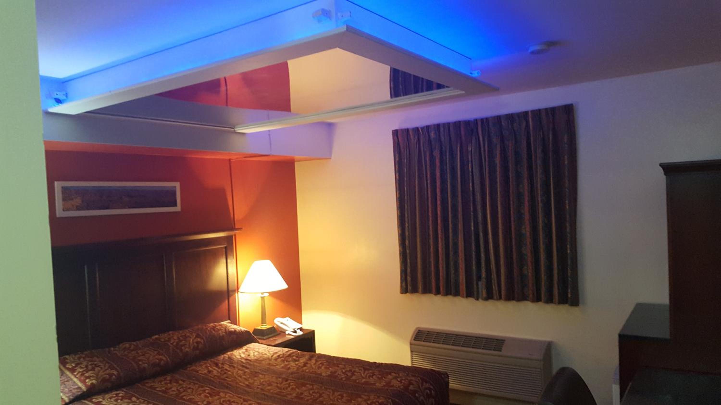 Windsor Vacations - Royal Windsor Motel - Property Image 28