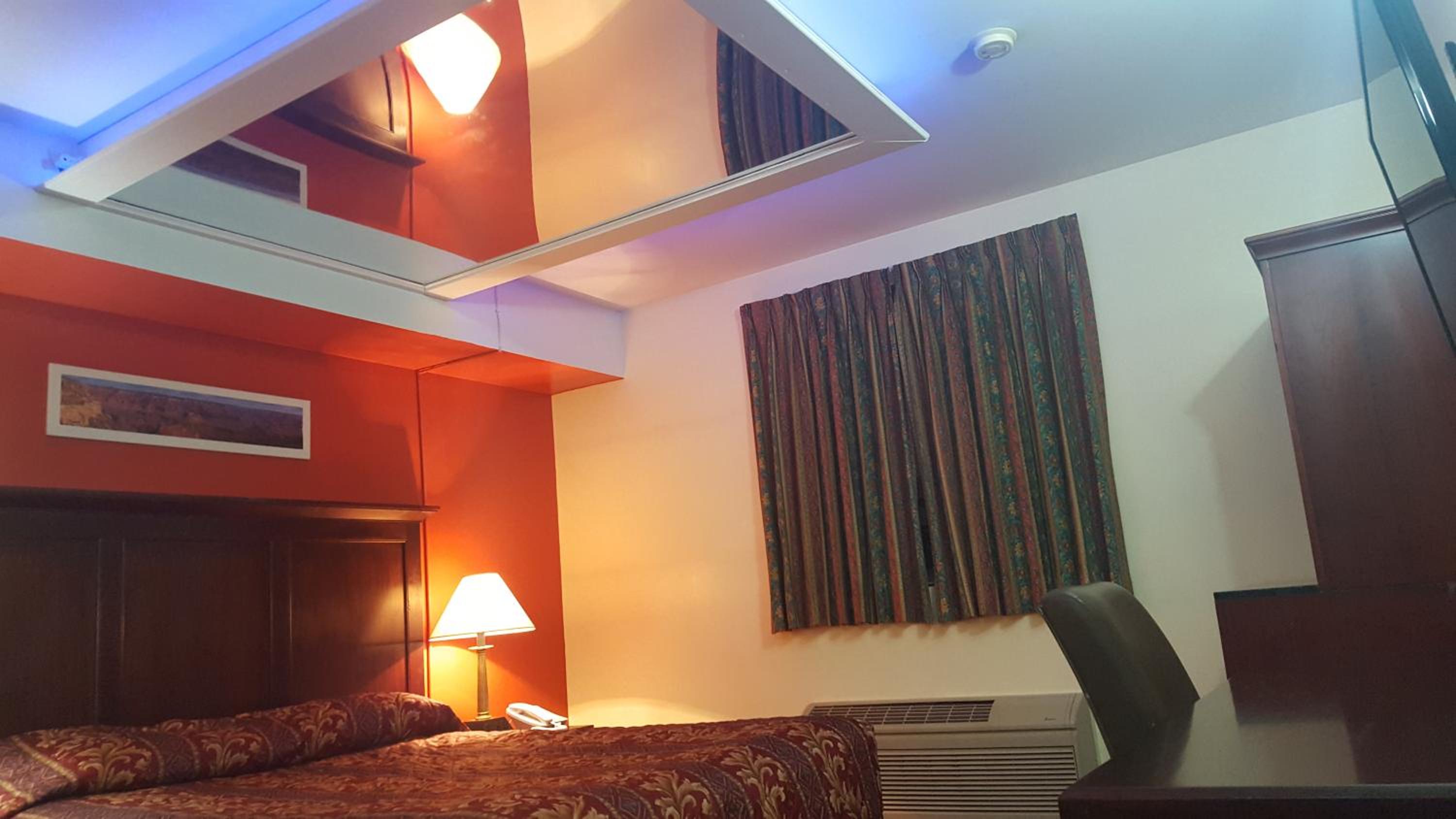 Windsor Vacations - Royal Windsor Motel - Property Image 31