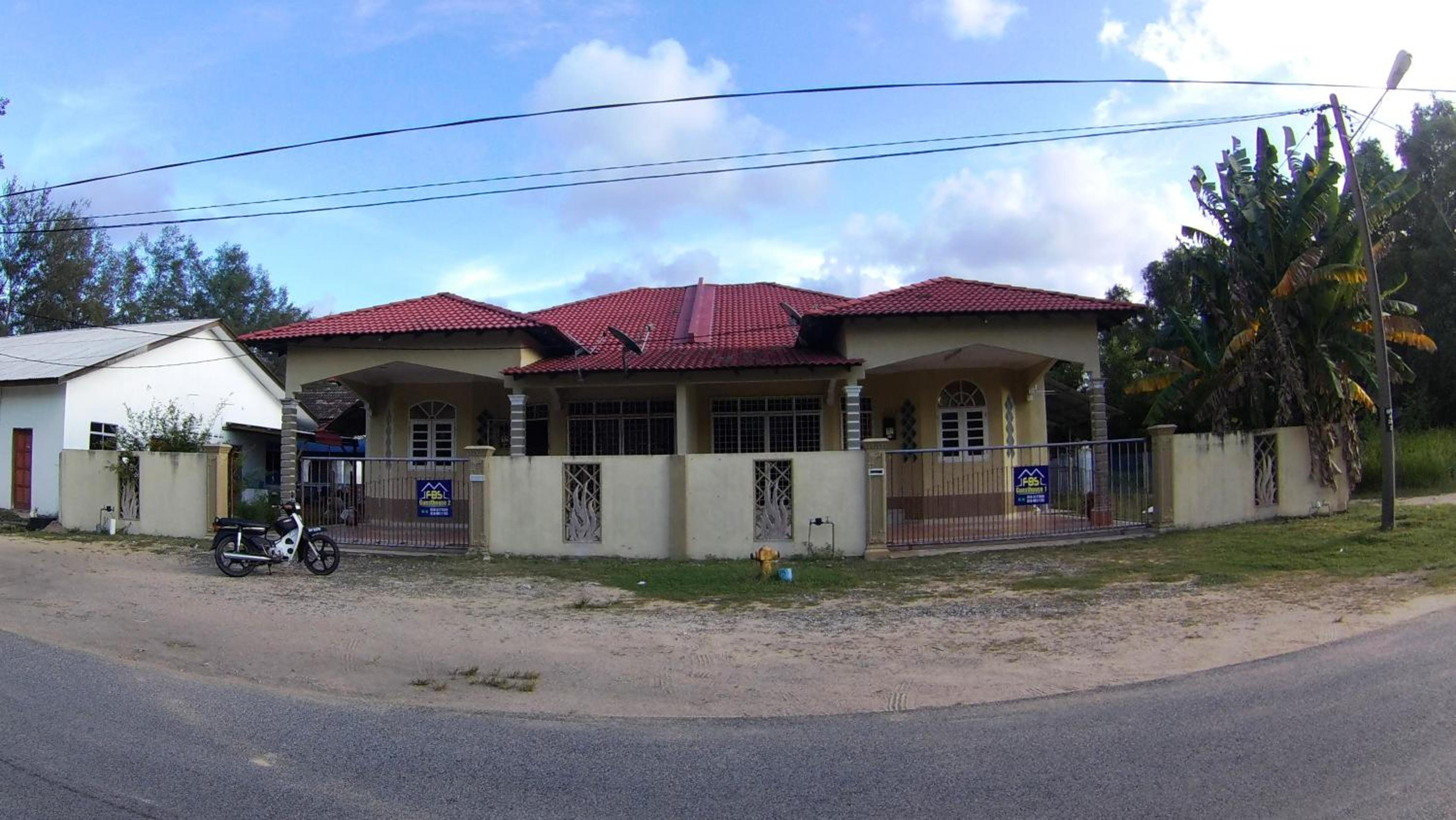 FBS Guesthouse Dungun photo 1