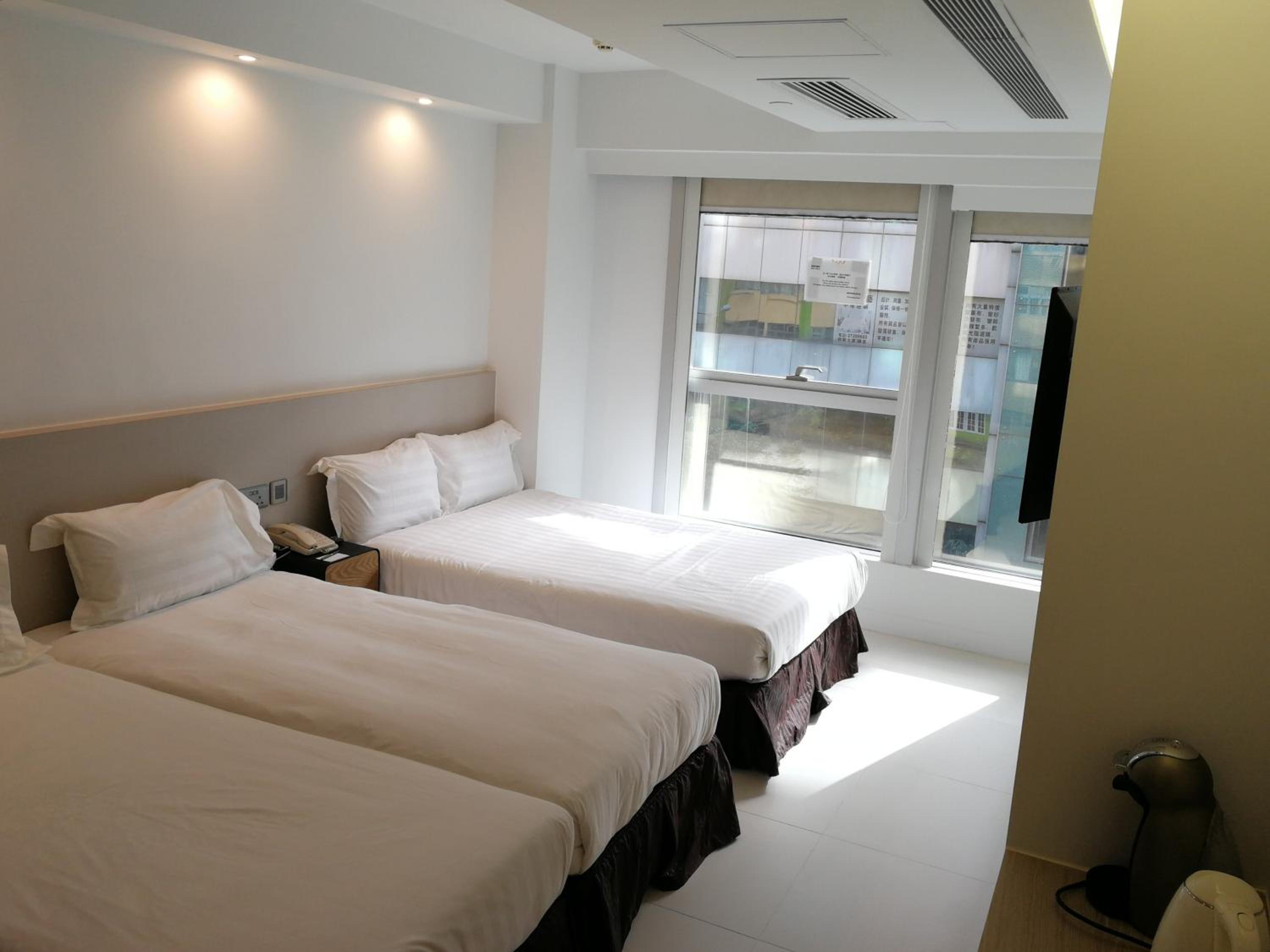 KIFI Boutique Hotel