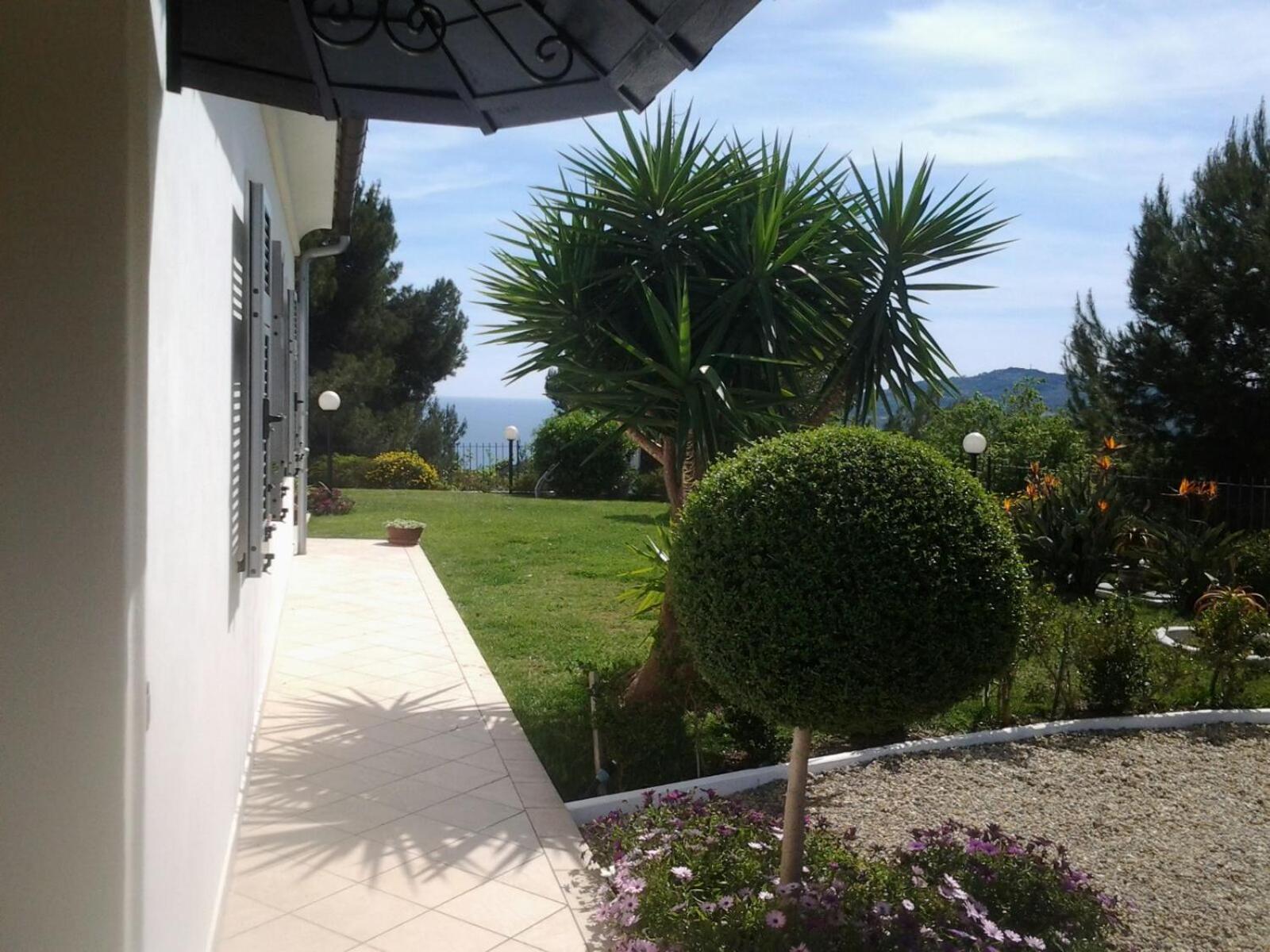 Villa Shambhala