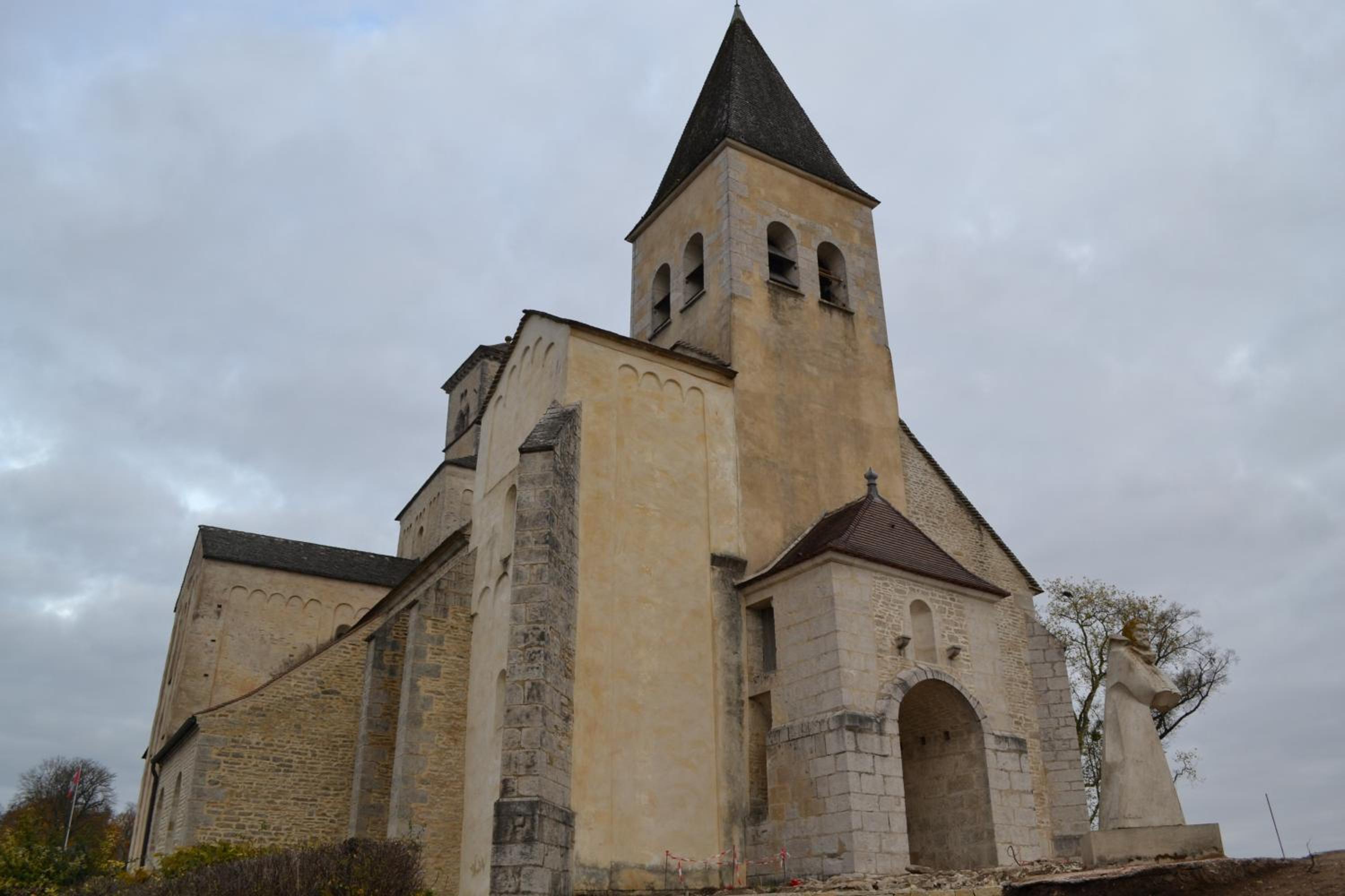Photo 8