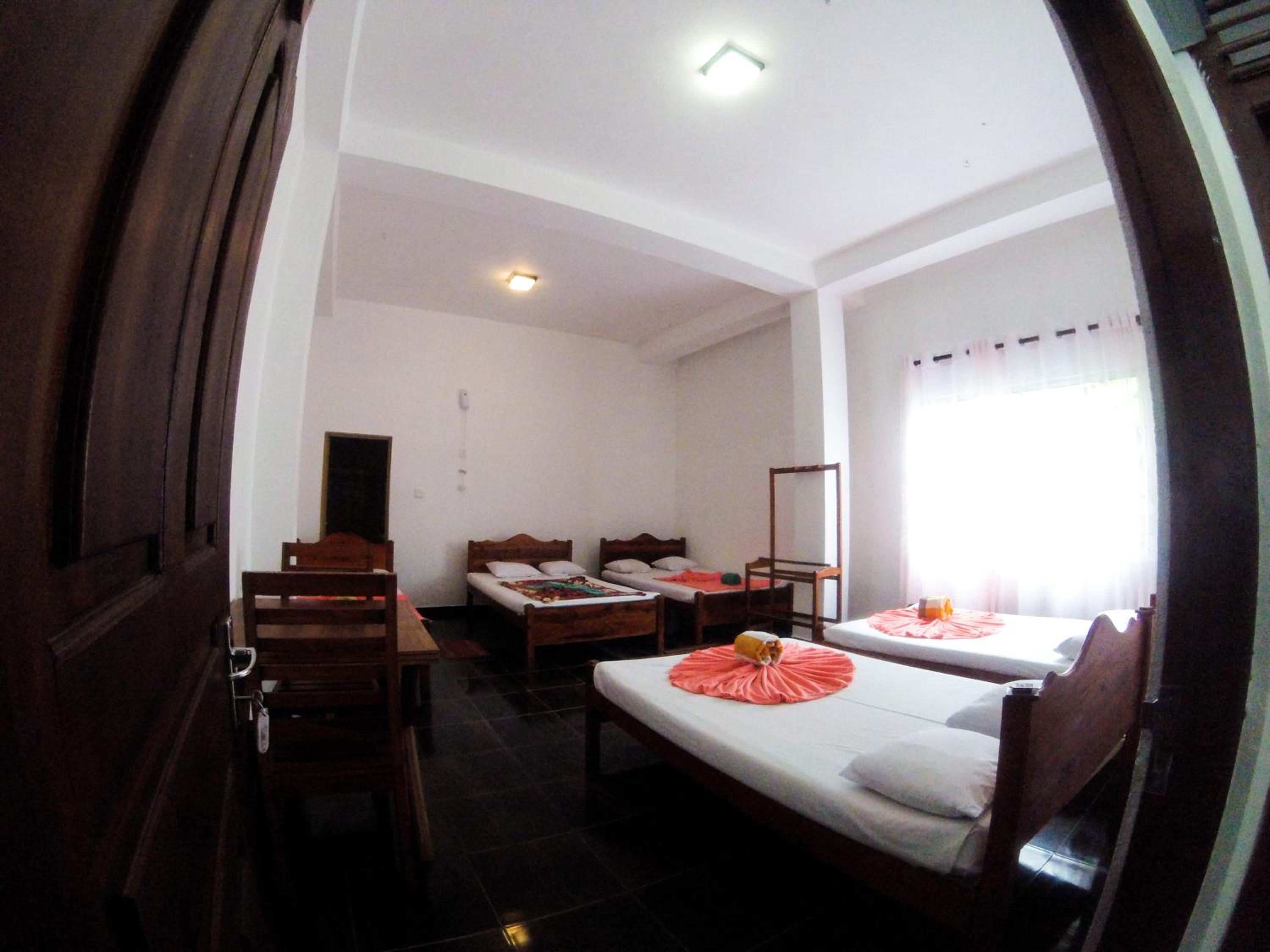 Adams Peak Inn