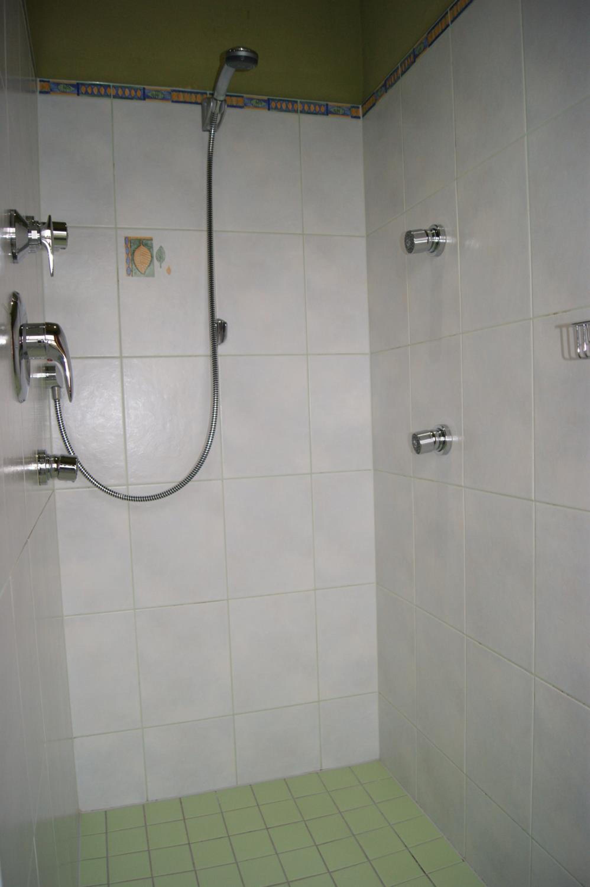 Photo 38