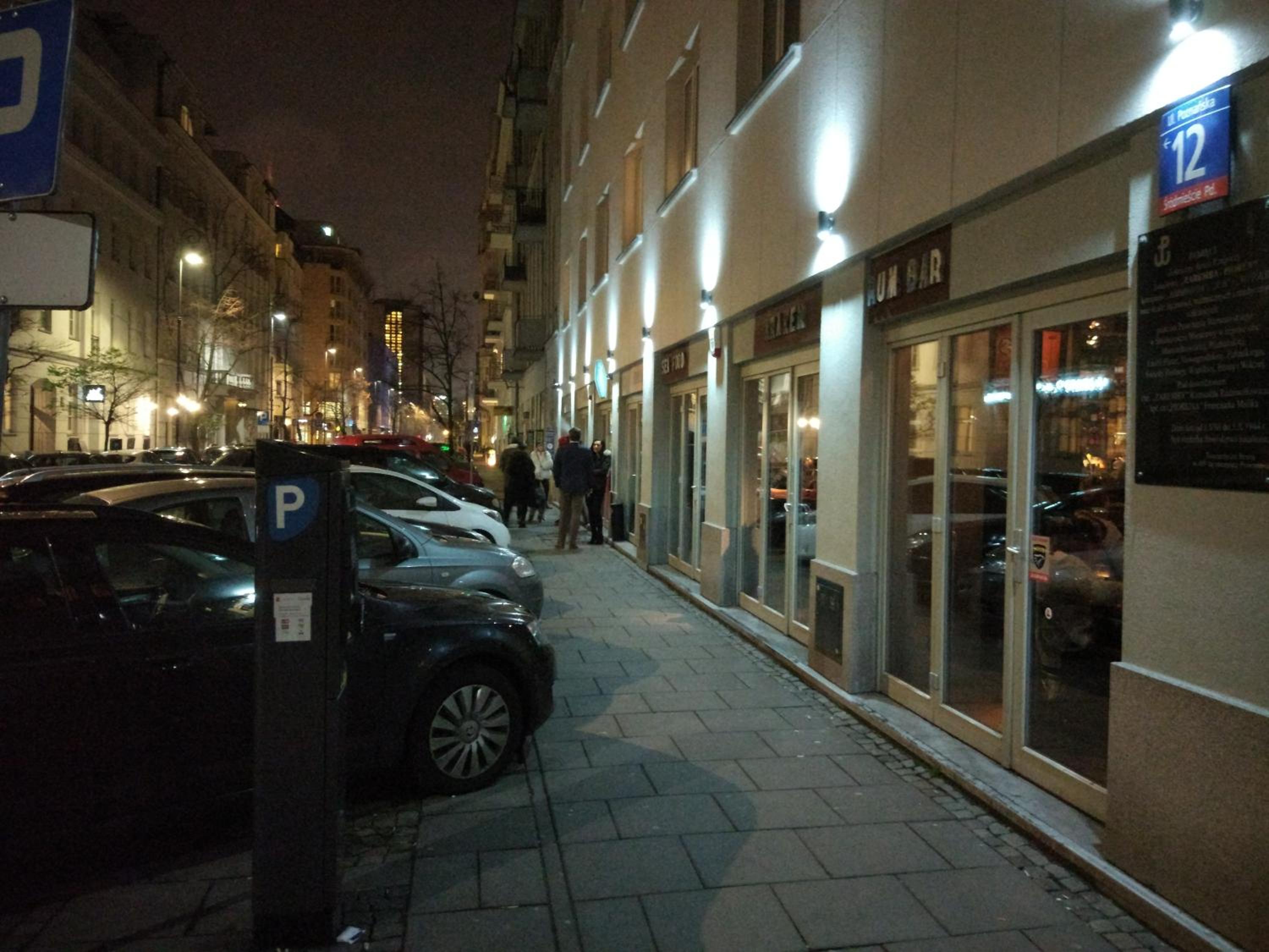 Photo 12